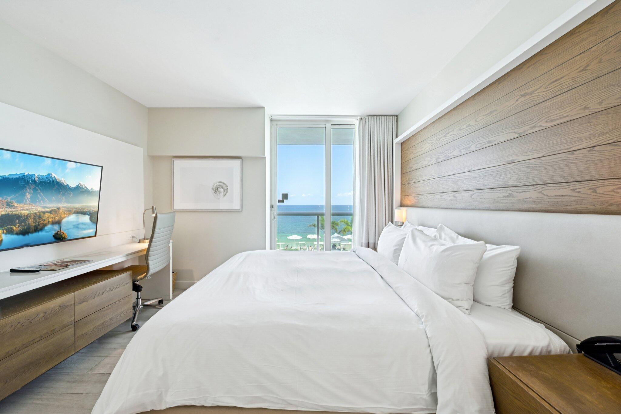 505 N Fort Lauderdale Beach Boulevard 818 Property Photo 4