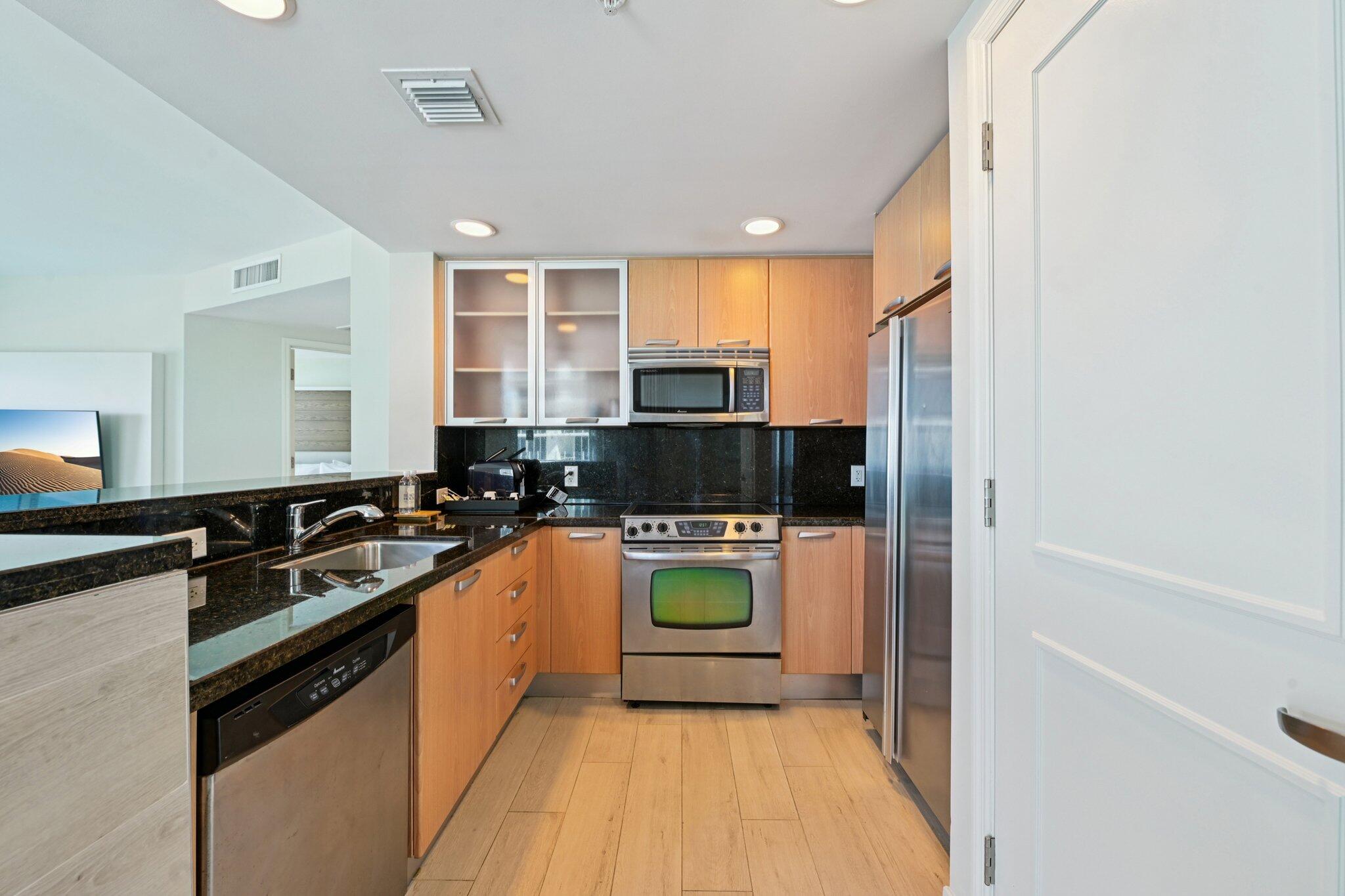 505 N Fort Lauderdale Beach Boulevard 818 Property Photo 22