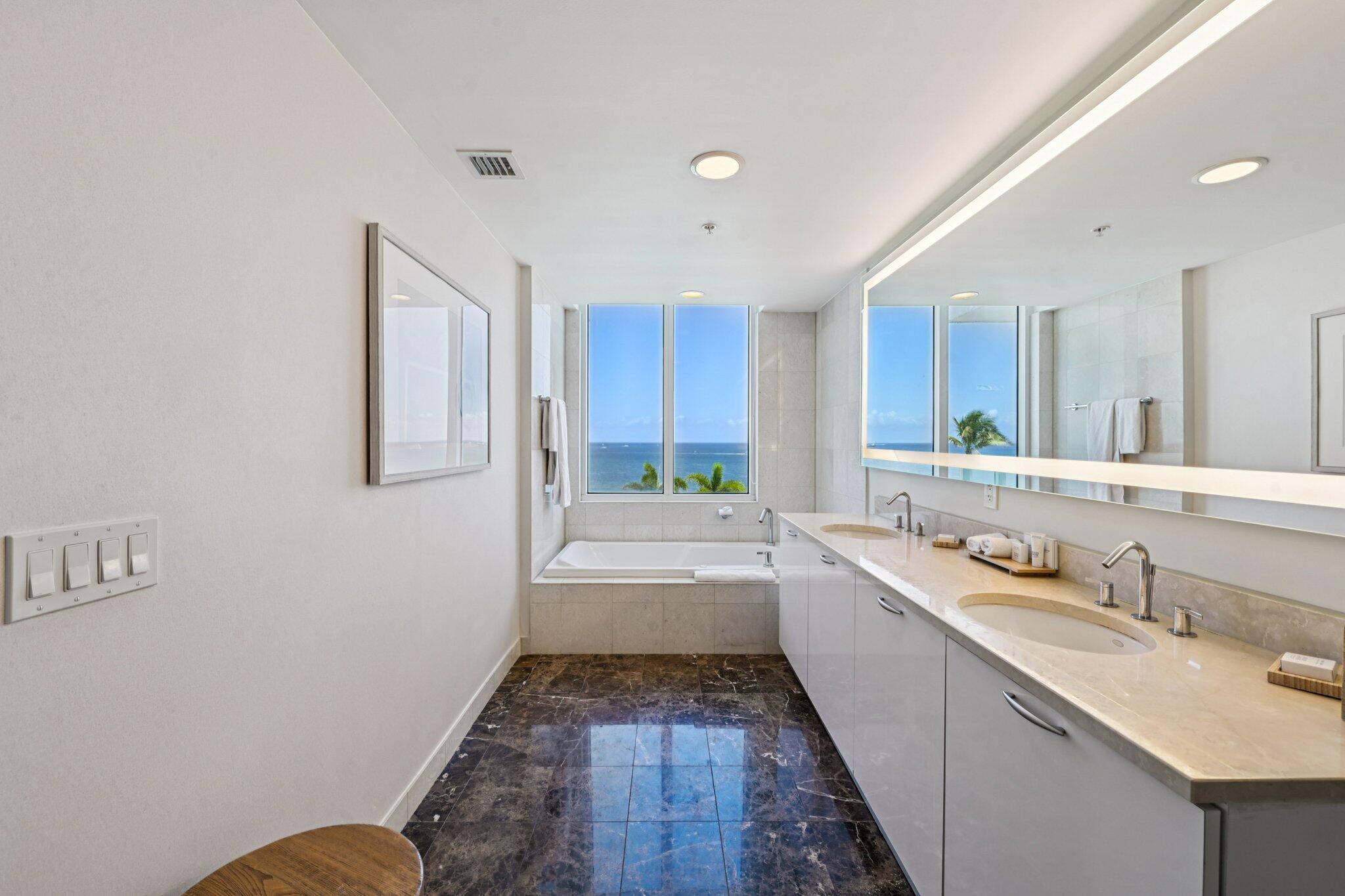 505 N Fort Lauderdale Beach Boulevard 818 Property Photo 29