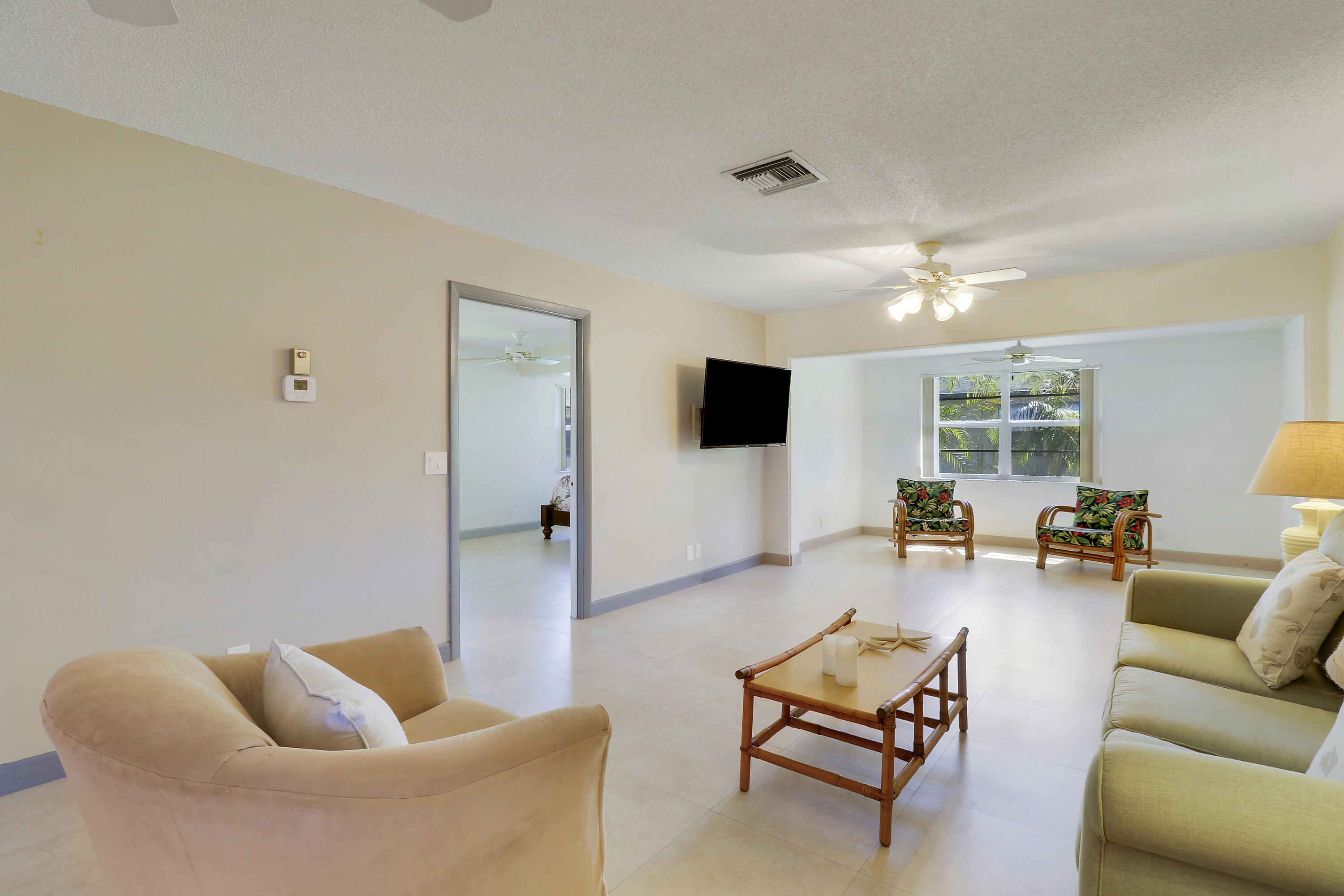 129 Mockingbird Lane Property Photo 11
