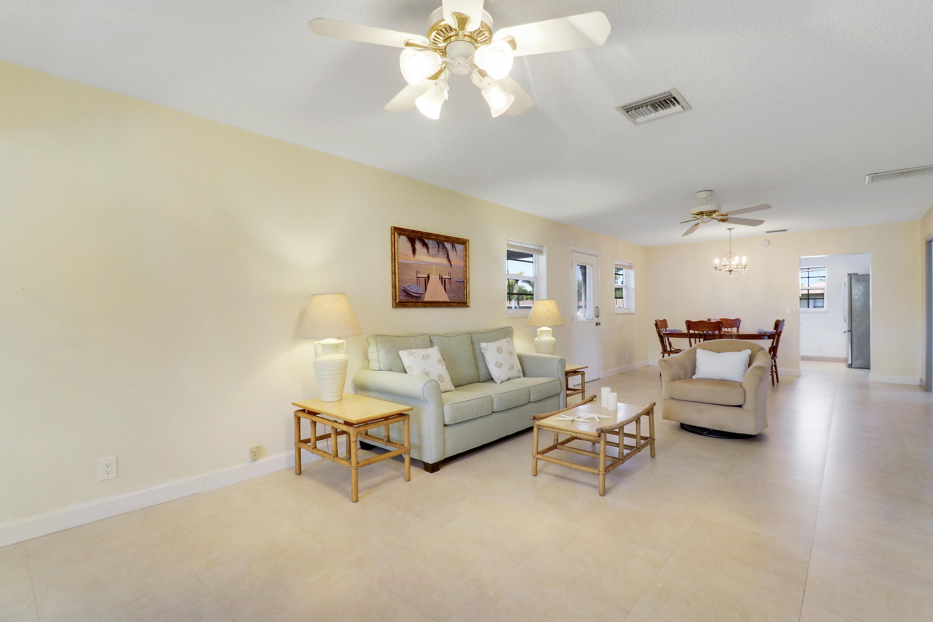 129 Mockingbird Lane Property Photo 14