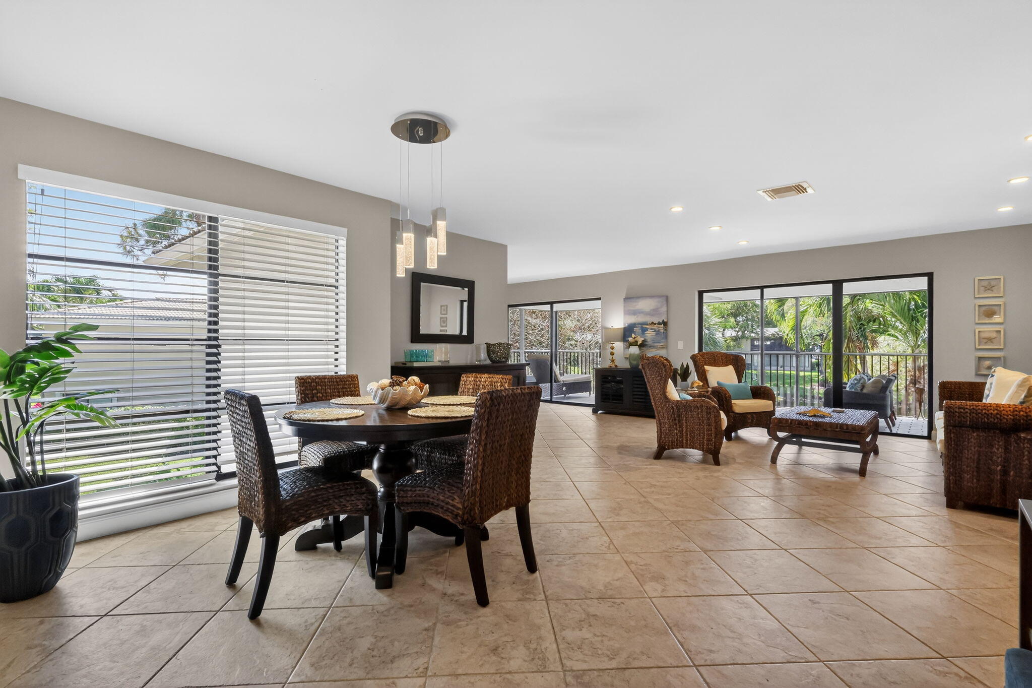41 Stratford Lane W B Property Photo 14