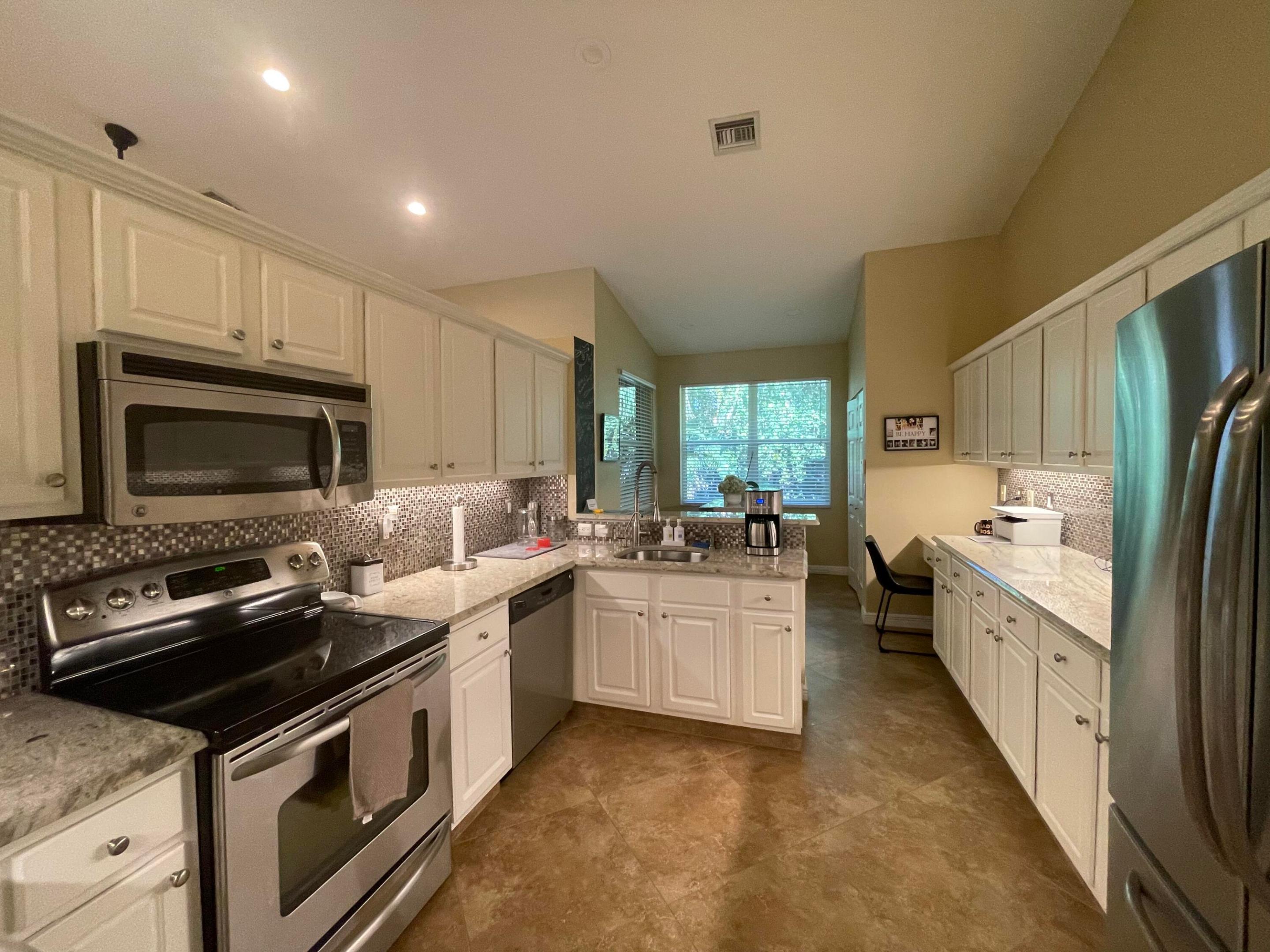 16075 Sims Road 203 Property Photo 5