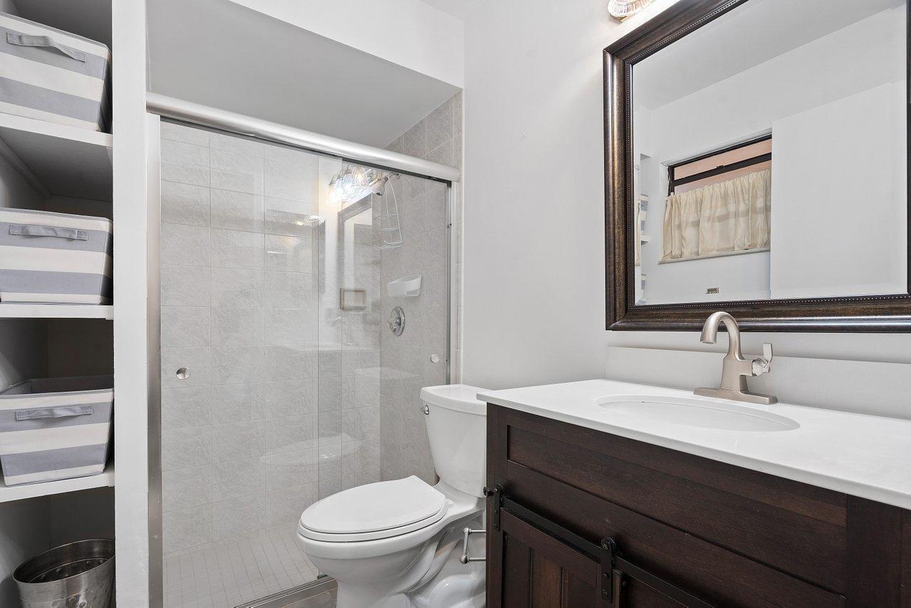 1369 Riverside Circle Property Photo 21