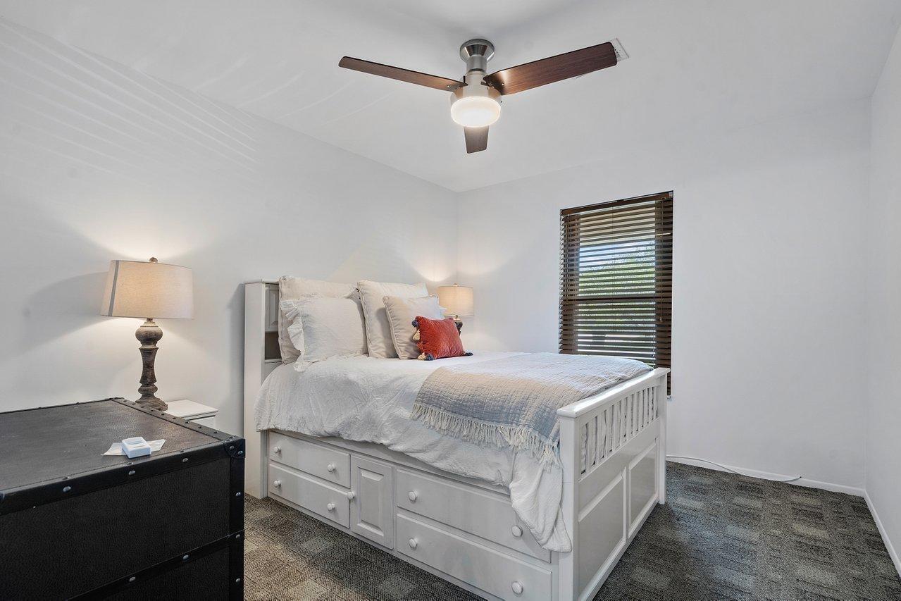 1369 Riverside Circle Property Photo 22