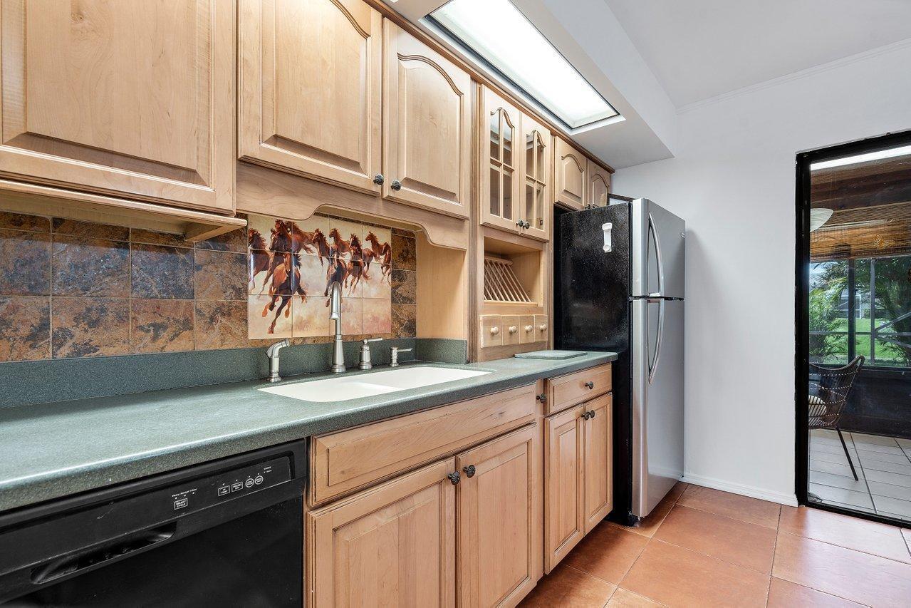 1369 Riverside Circle Property Photo 42