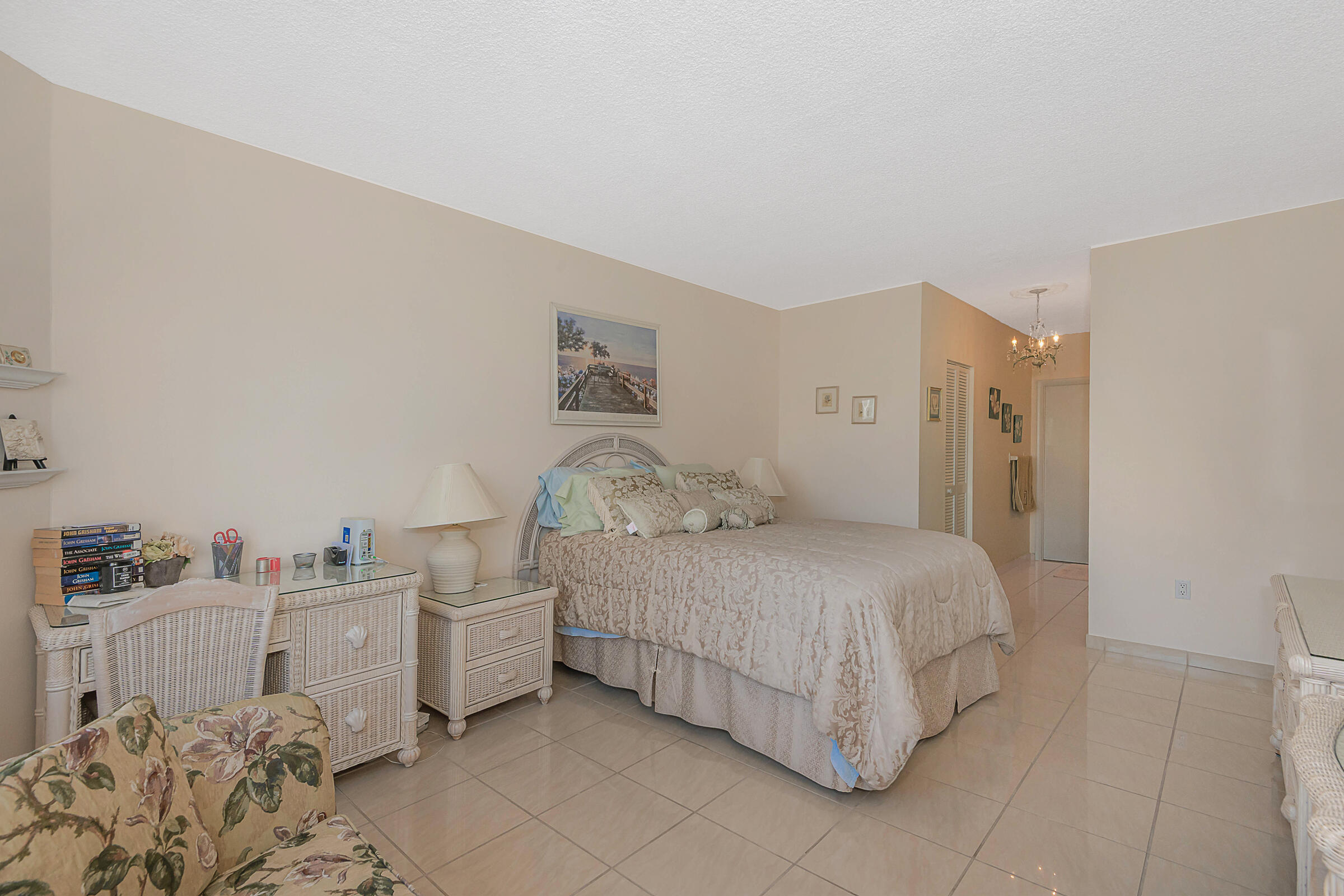B26006637 Property Photo 9