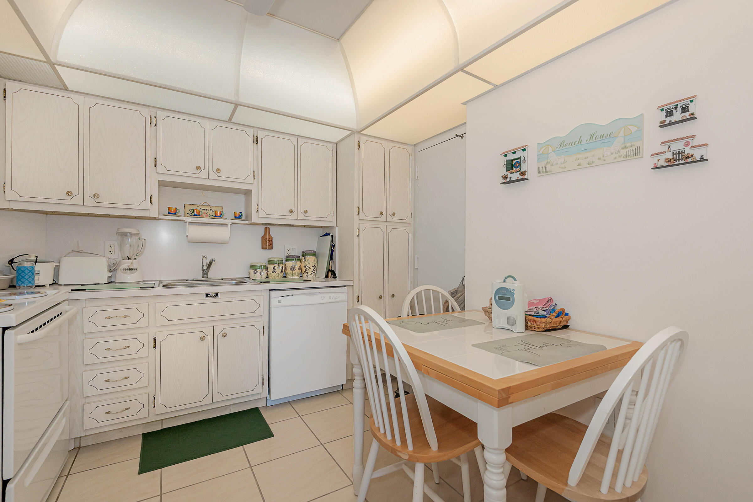 B26006637 Property Photo 16
