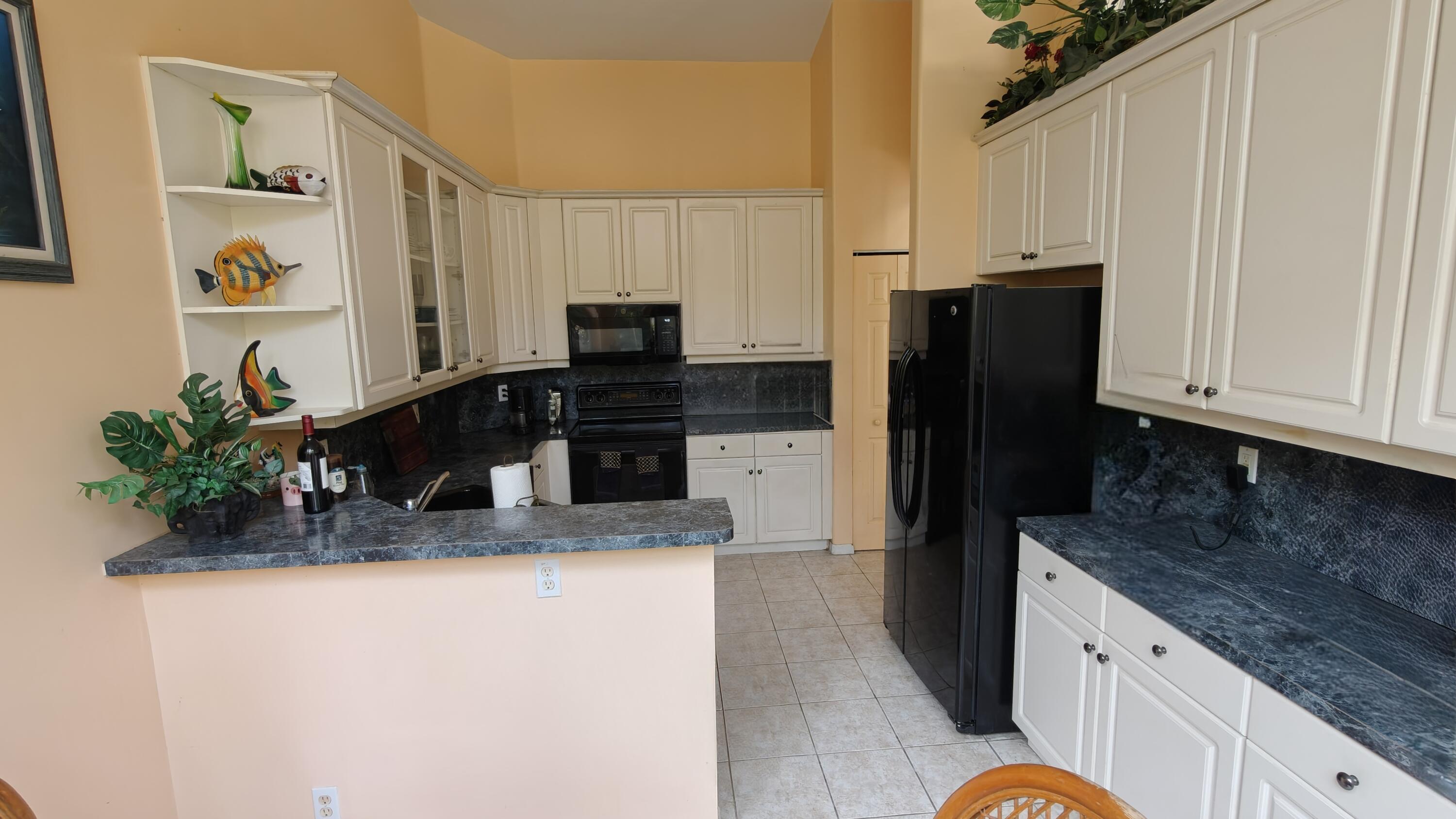 5880 Nw 121 Avenue Property Photo 9