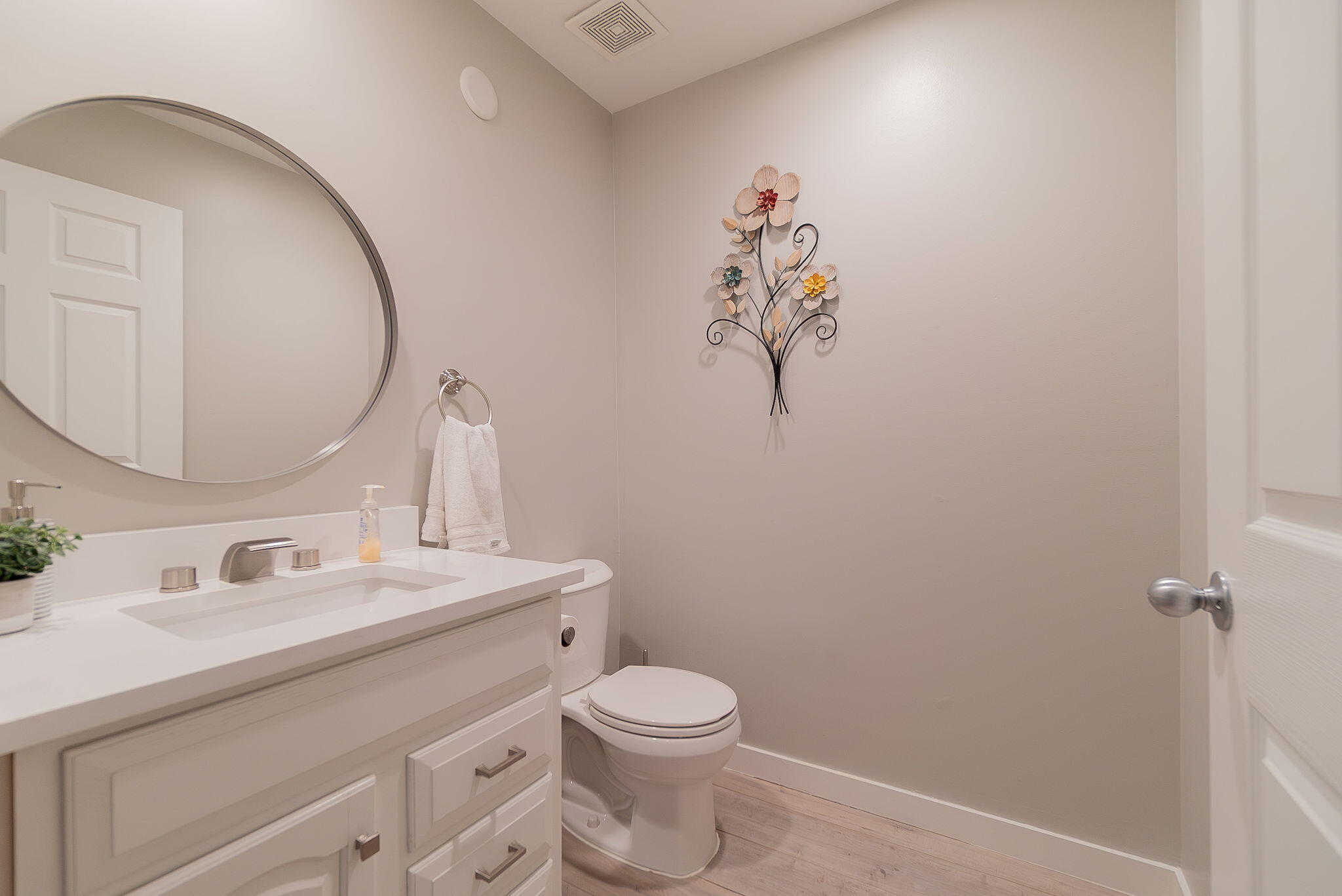 11789 Saint Andrews Place 103 Property Photo 6
