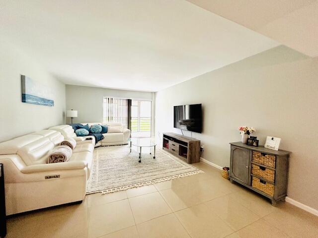 23370 Carolwood Lane Property Photo 4