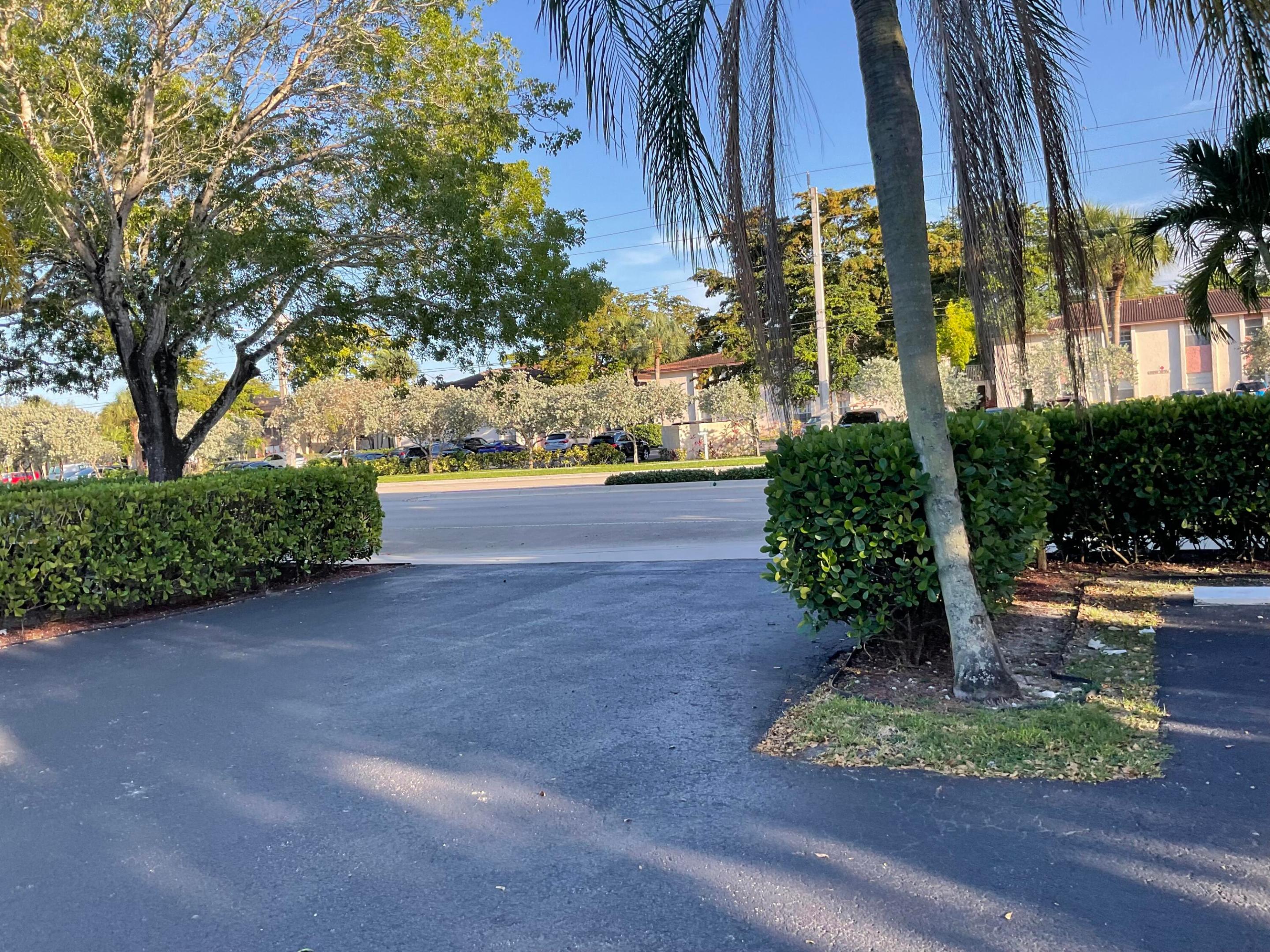 10825 Royal Palm Boulevard 1-8 Property Photo 8