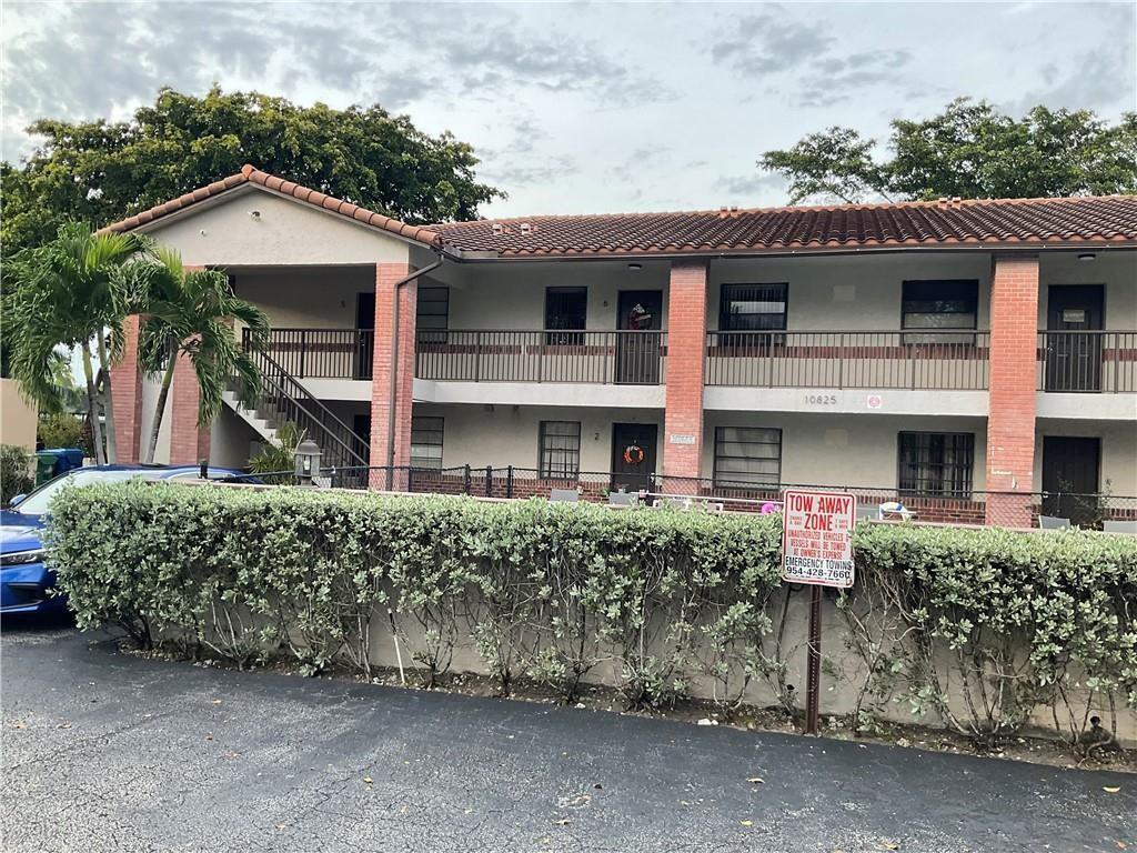 10825 Royal Palm Boulevard 1-8 Property Photo 1