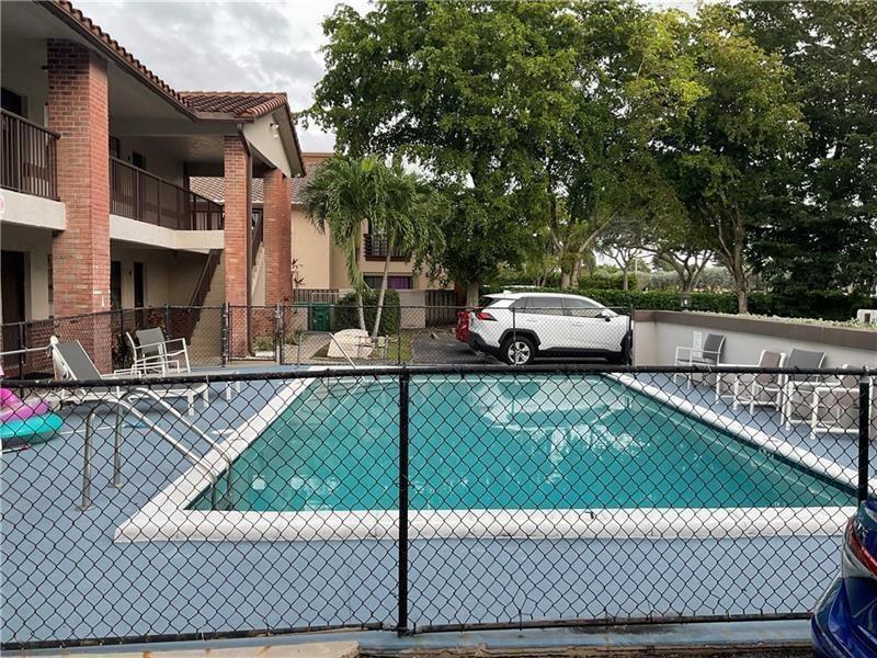 10825 Royal Palm Boulevard 1-8 Property Photo 2