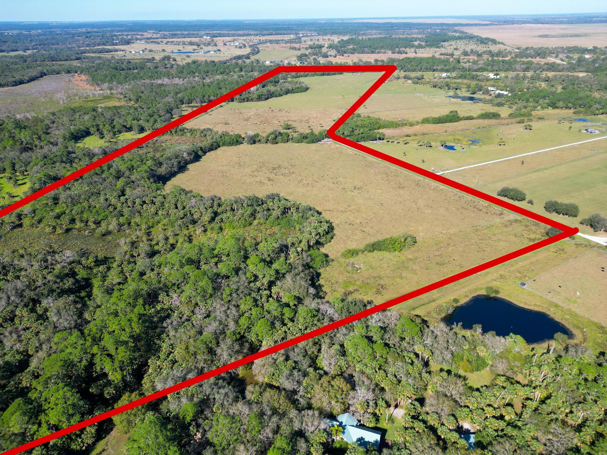 3702 Sw Wild Turkey Lane Property Photo 1