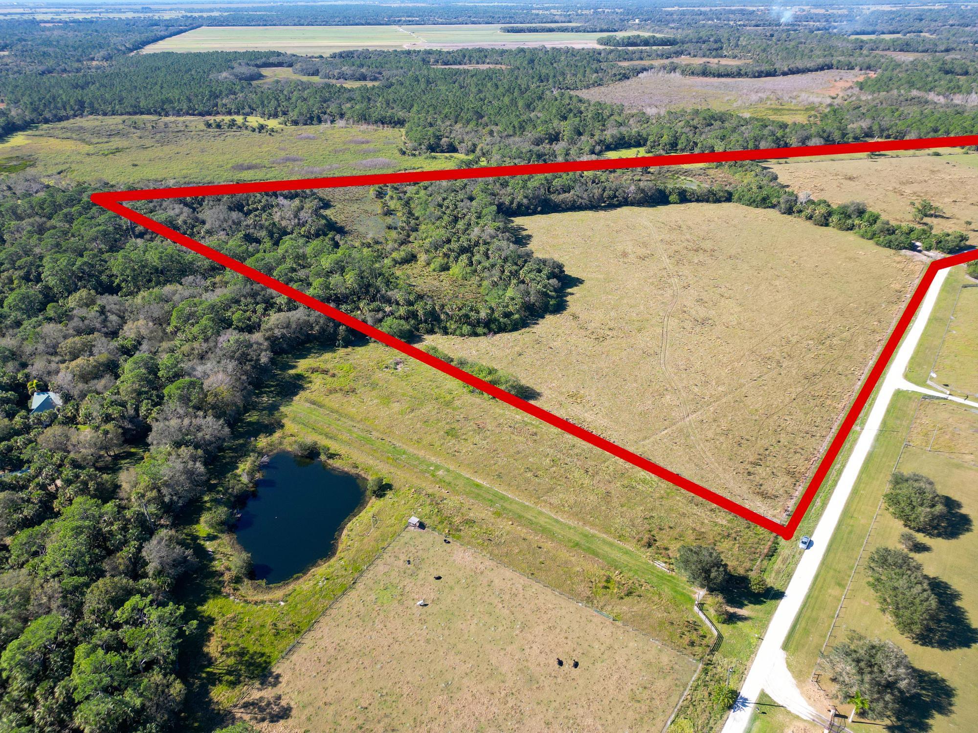 3702 Sw Wild Turkey Lane Property Photo 8