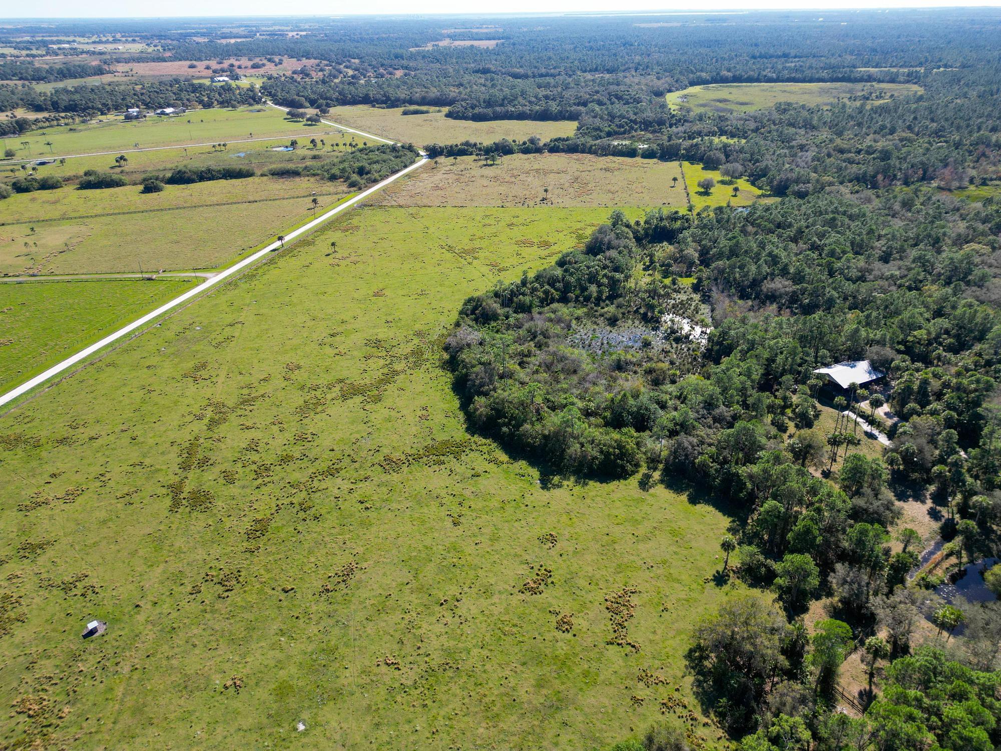 3702 Sw Wild Turkey Lane Property Photo 15
