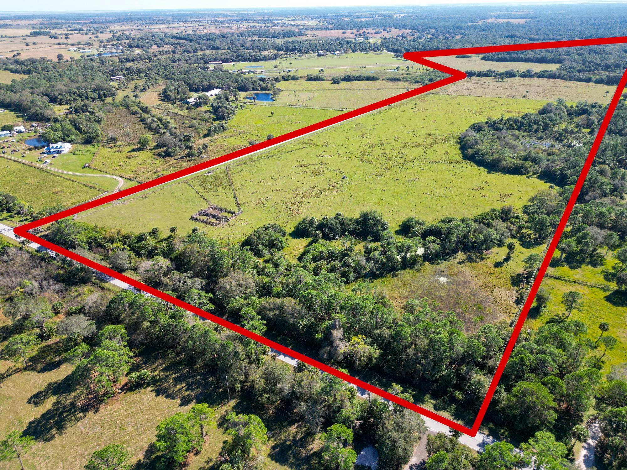3702 Sw Wild Turkey Lane Property Photo 18