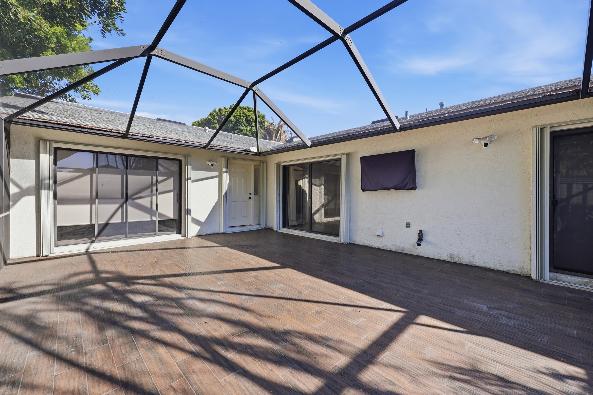 1701 Mariners Cove Property Photo 23