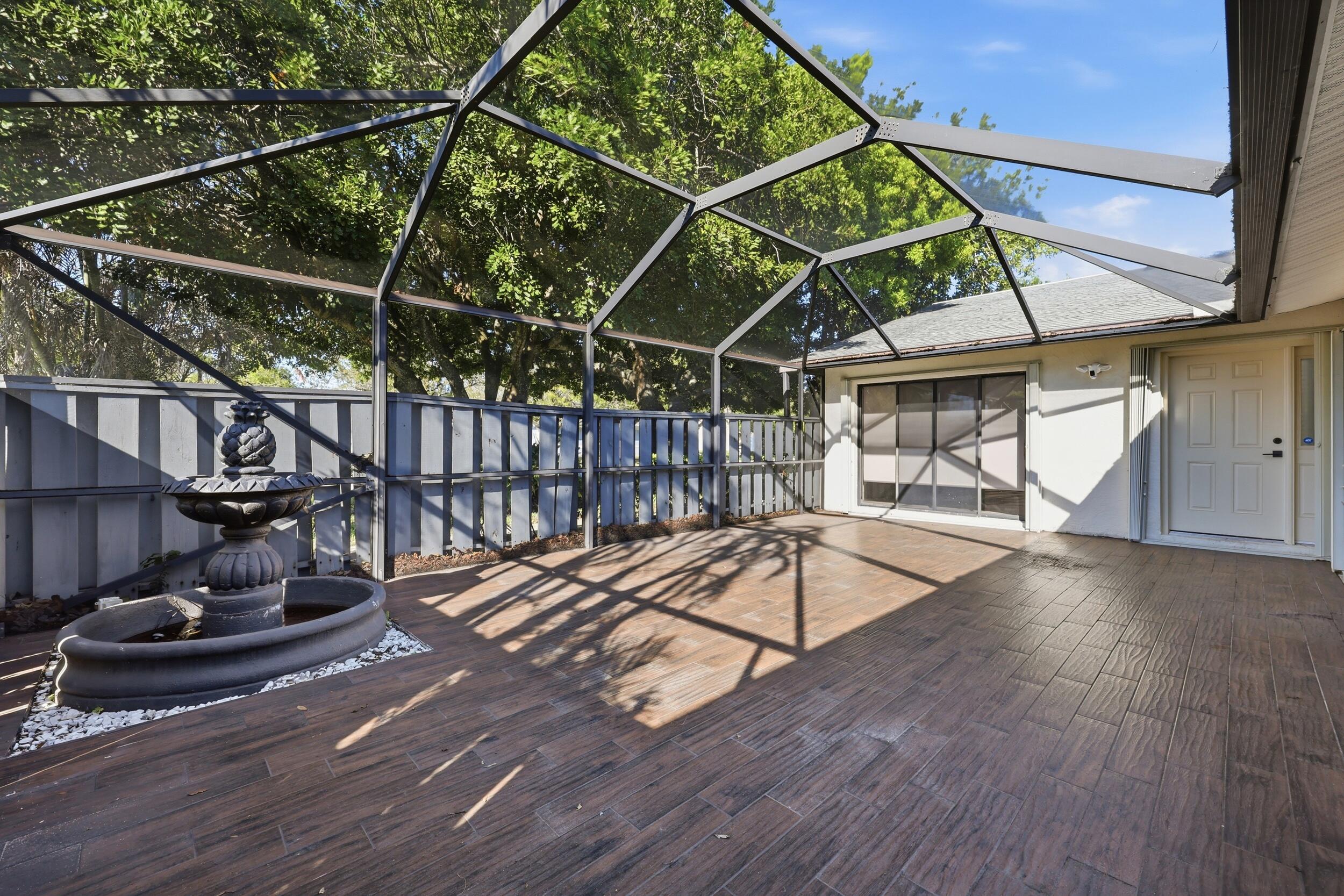 1701 Mariners Cove Property Photo 24