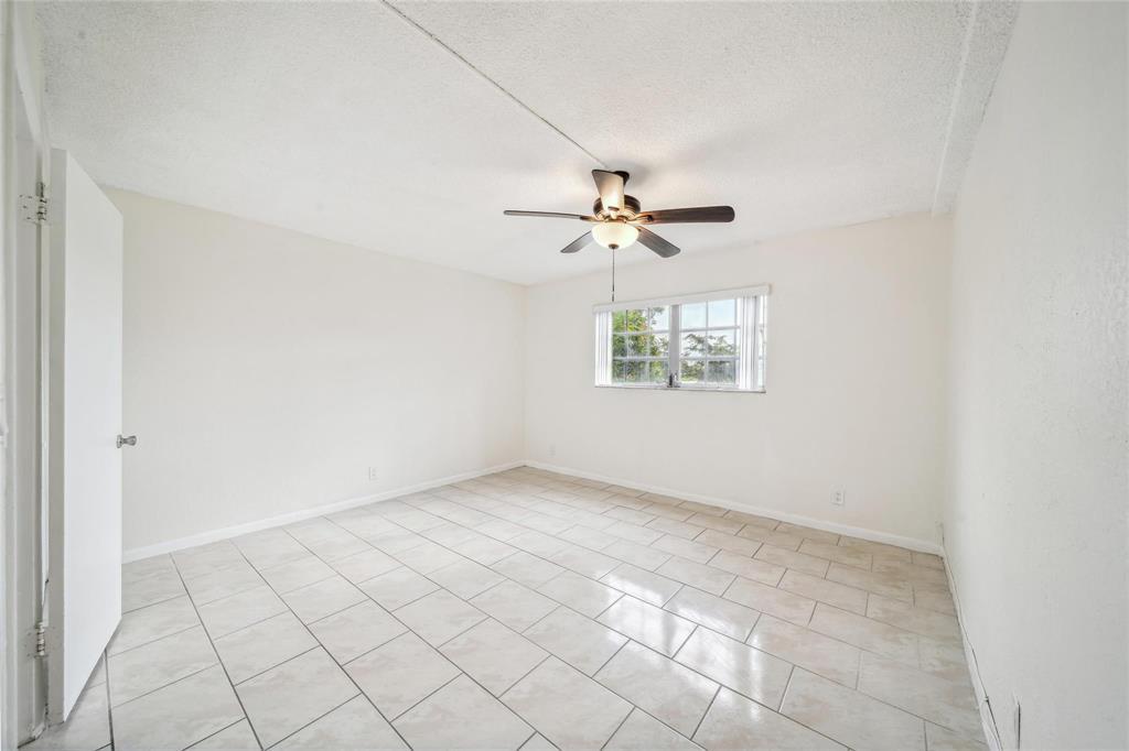 B26006934 Property Photo 8