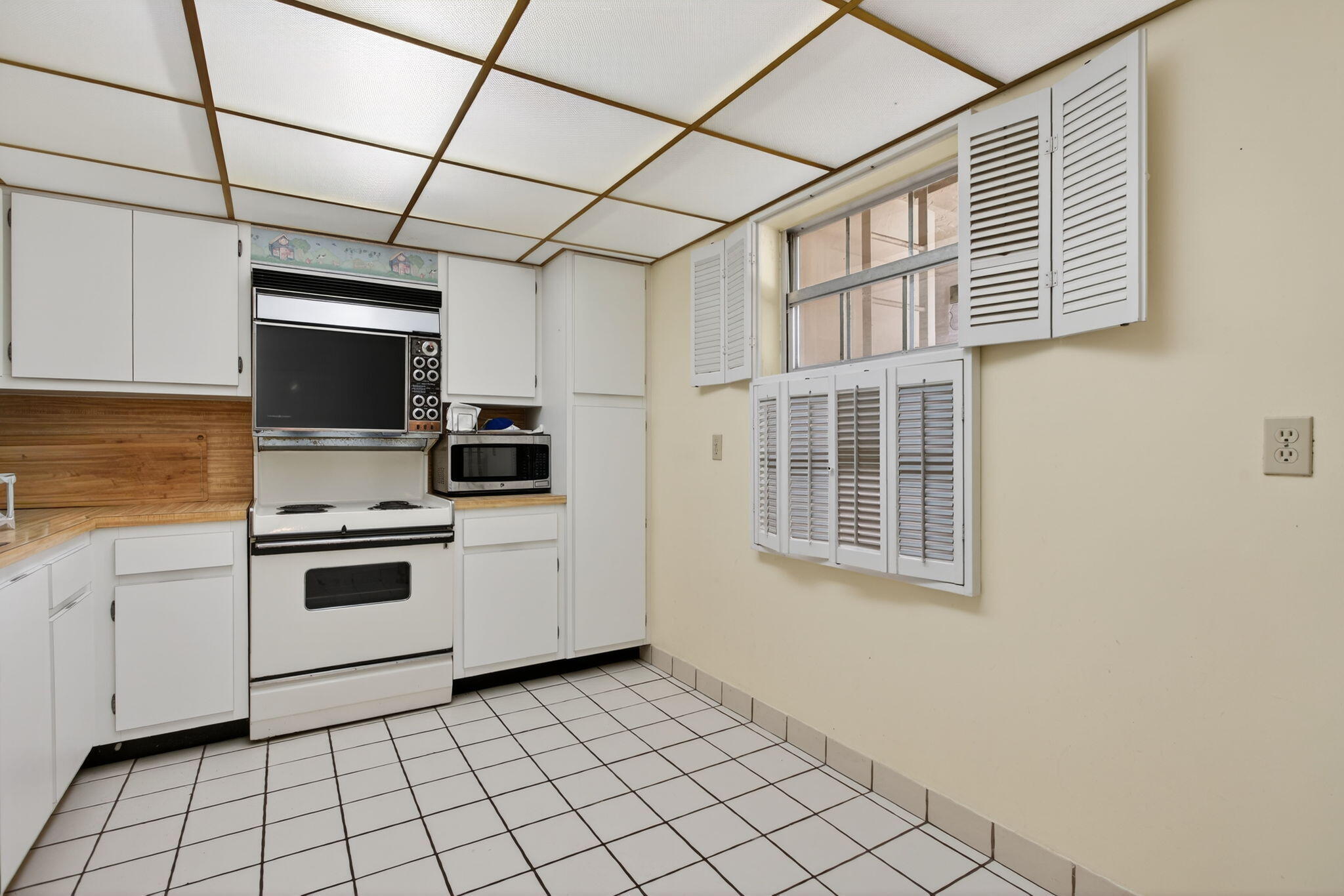 800 Cypress Boulevard 204a Property Photo 14