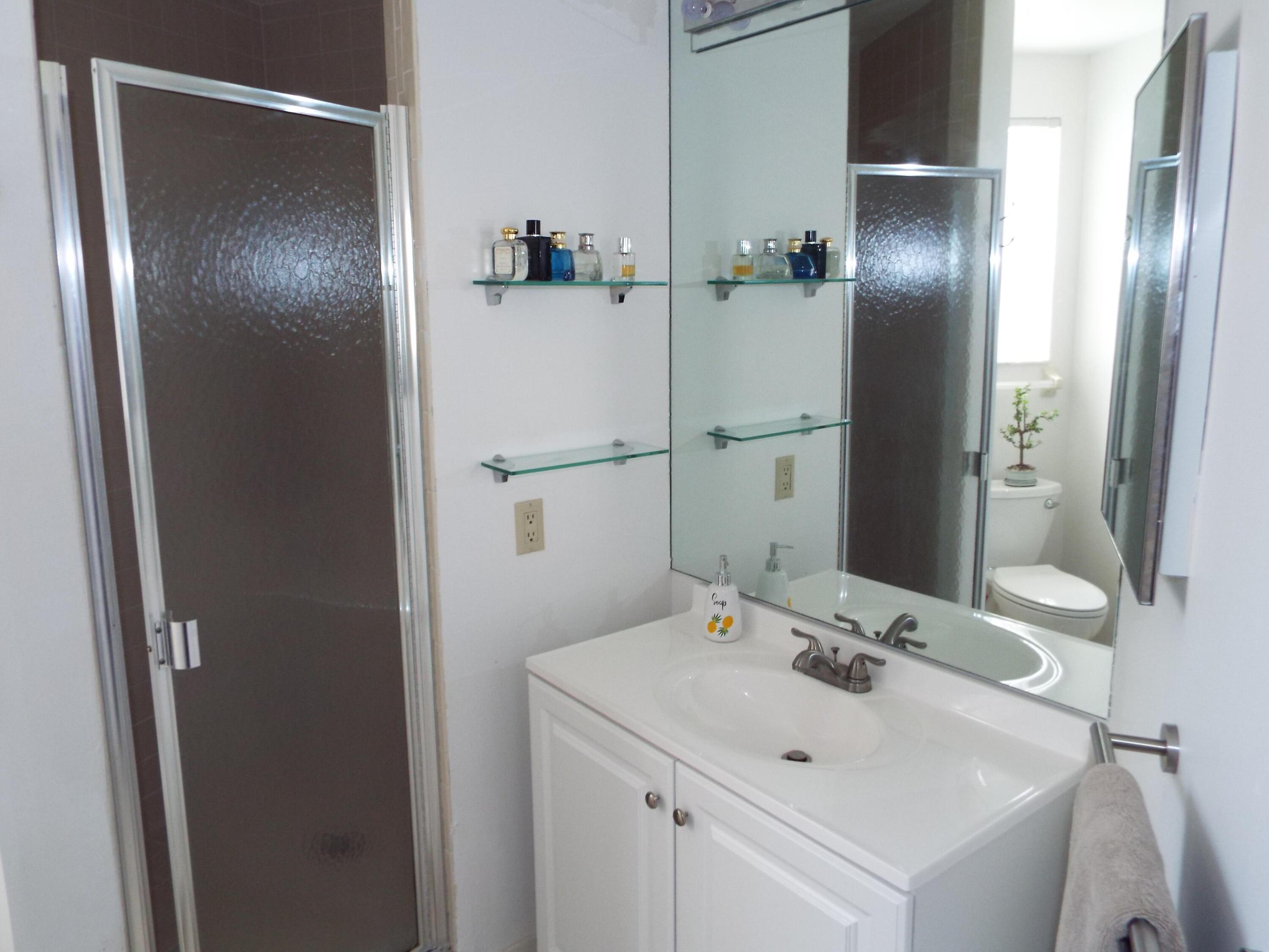 4128 W Palm Aire Drive 281b Property Photo 14