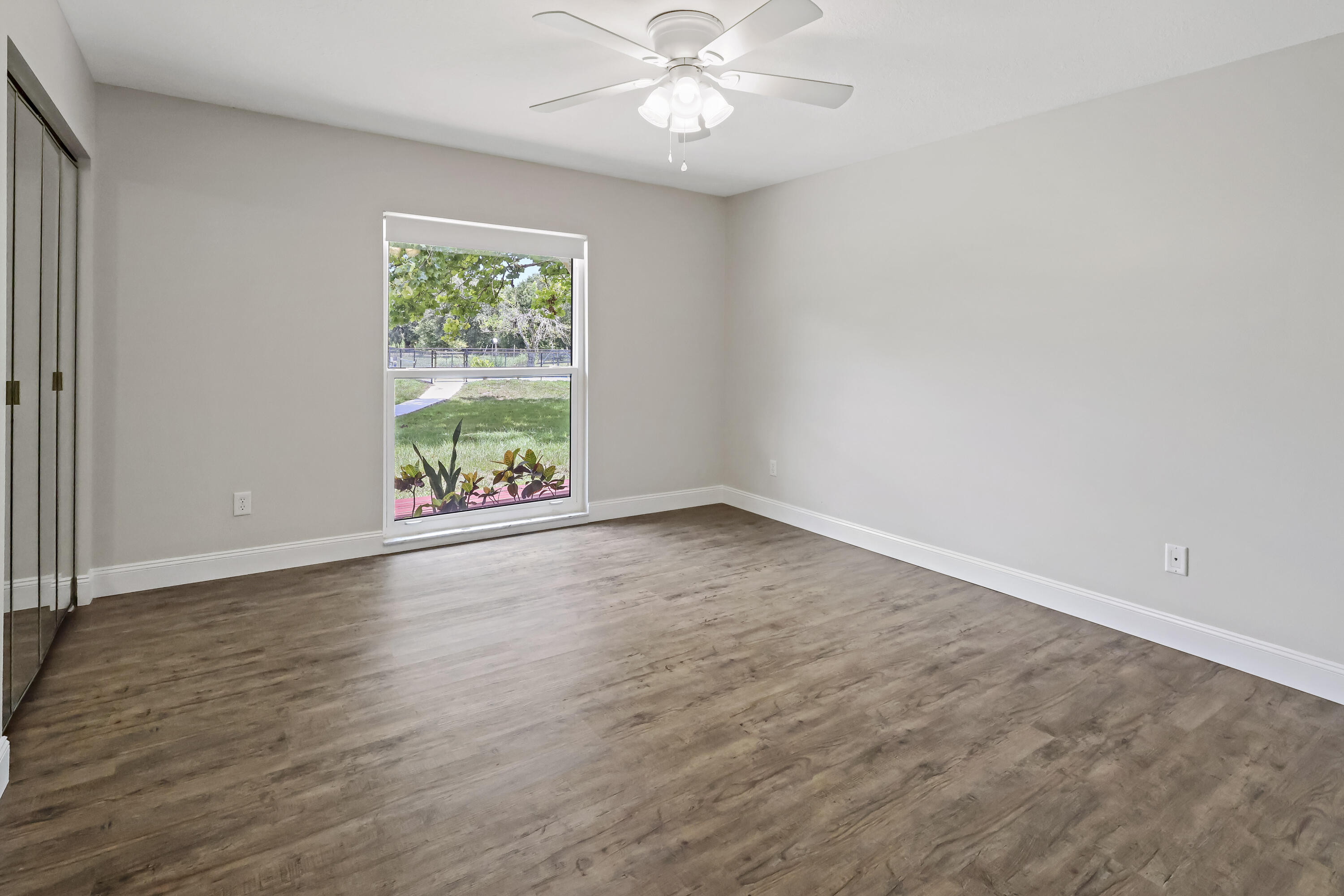 6080 65th Street Property Photo 21