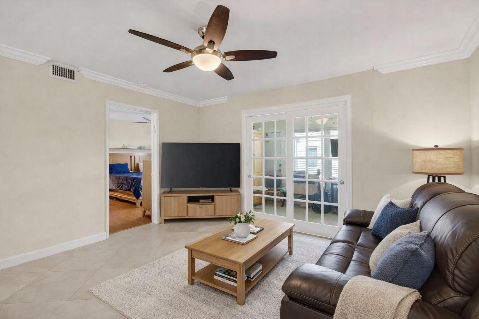 19000 Stewart Circle 4 Property Photo 7