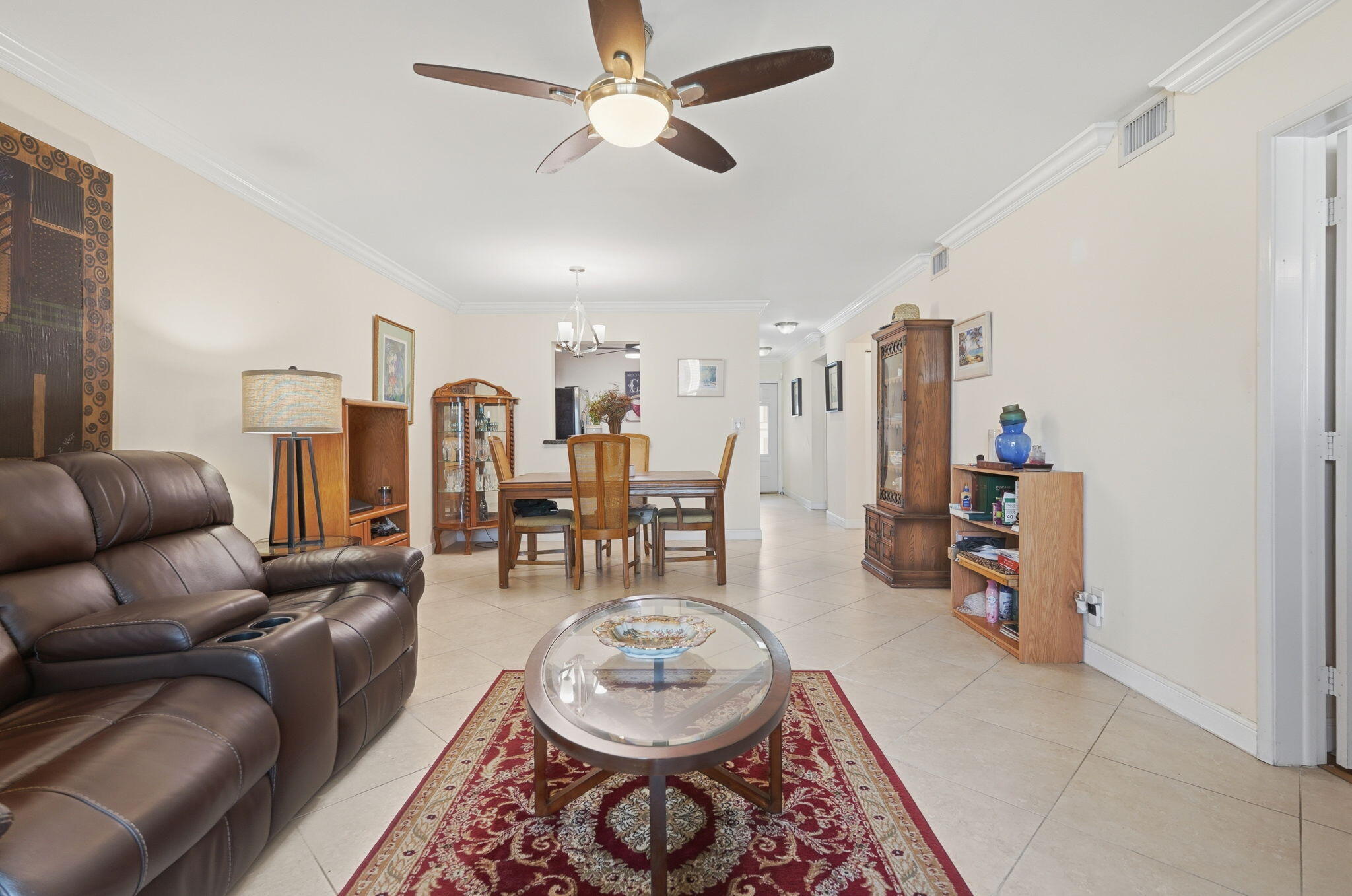 19000 Stewart Circle 4 Property Photo 11