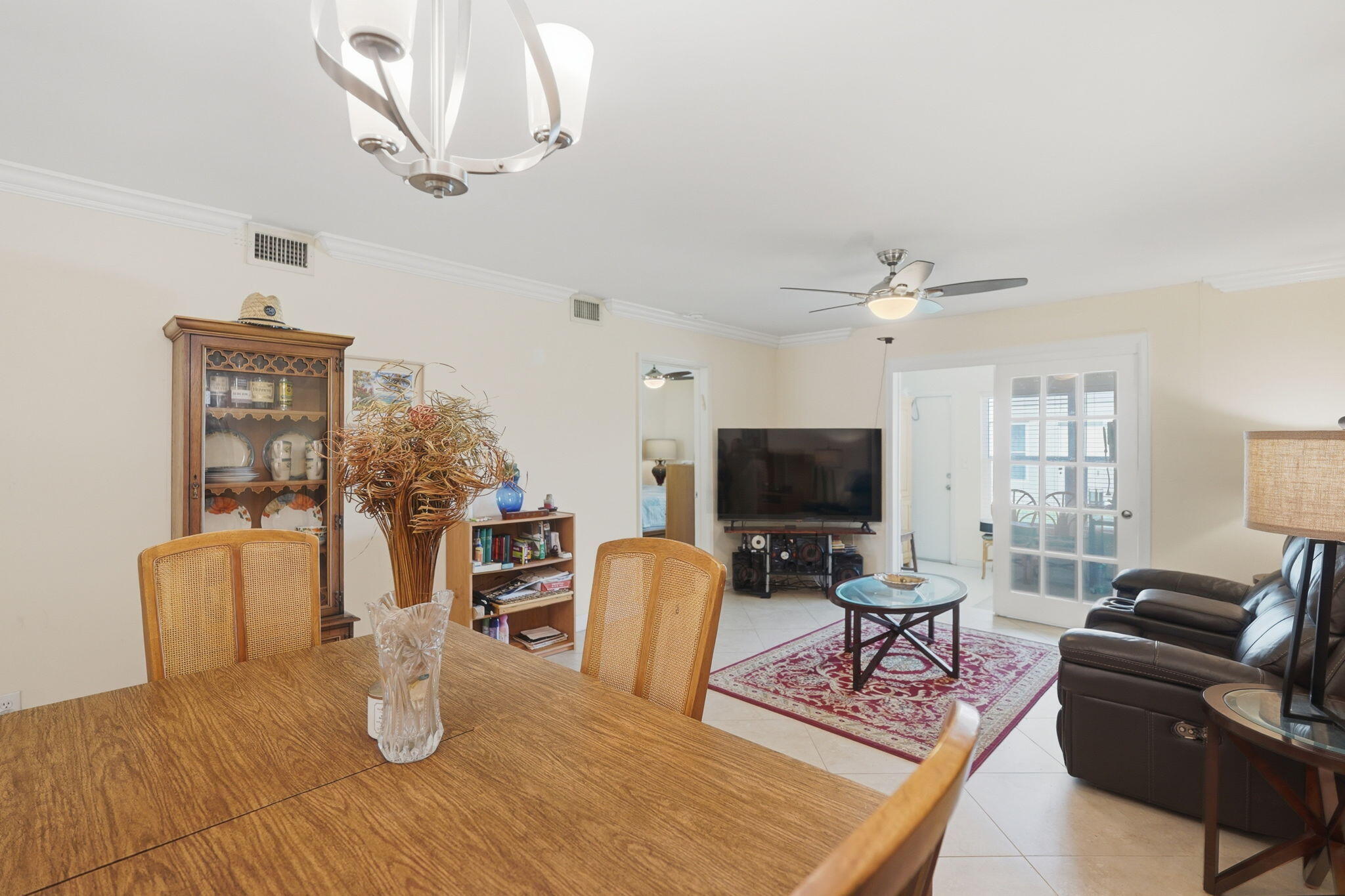 19000 Stewart Circle 4 Property Photo 12