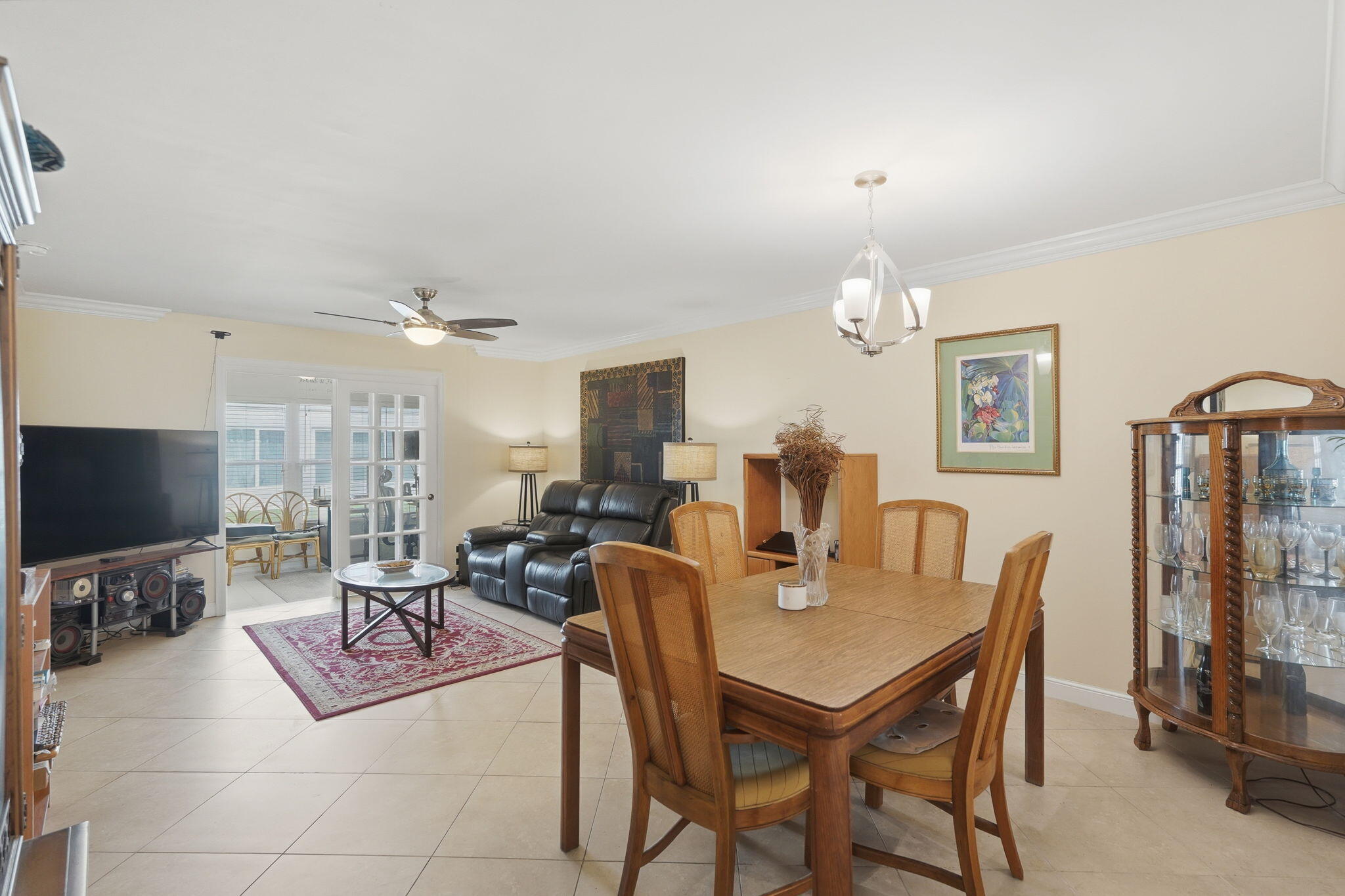 19000 Stewart Circle 4 Property Photo 13