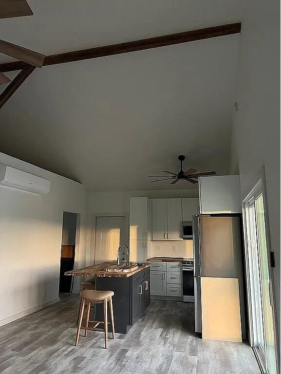 7565 Polo Square Property Photo 11