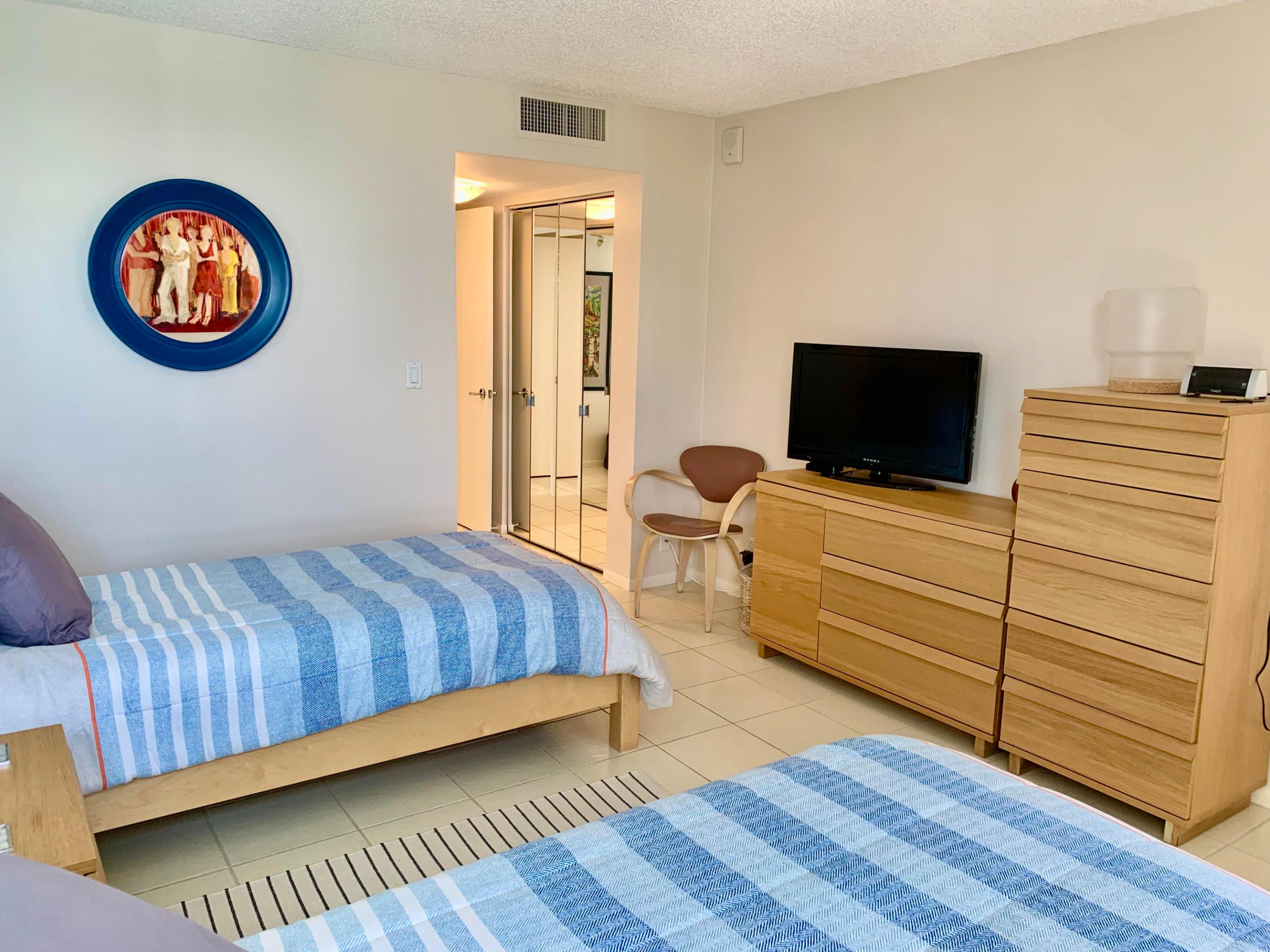 5540 N Ocean Drive Ph-a Property Photo 22