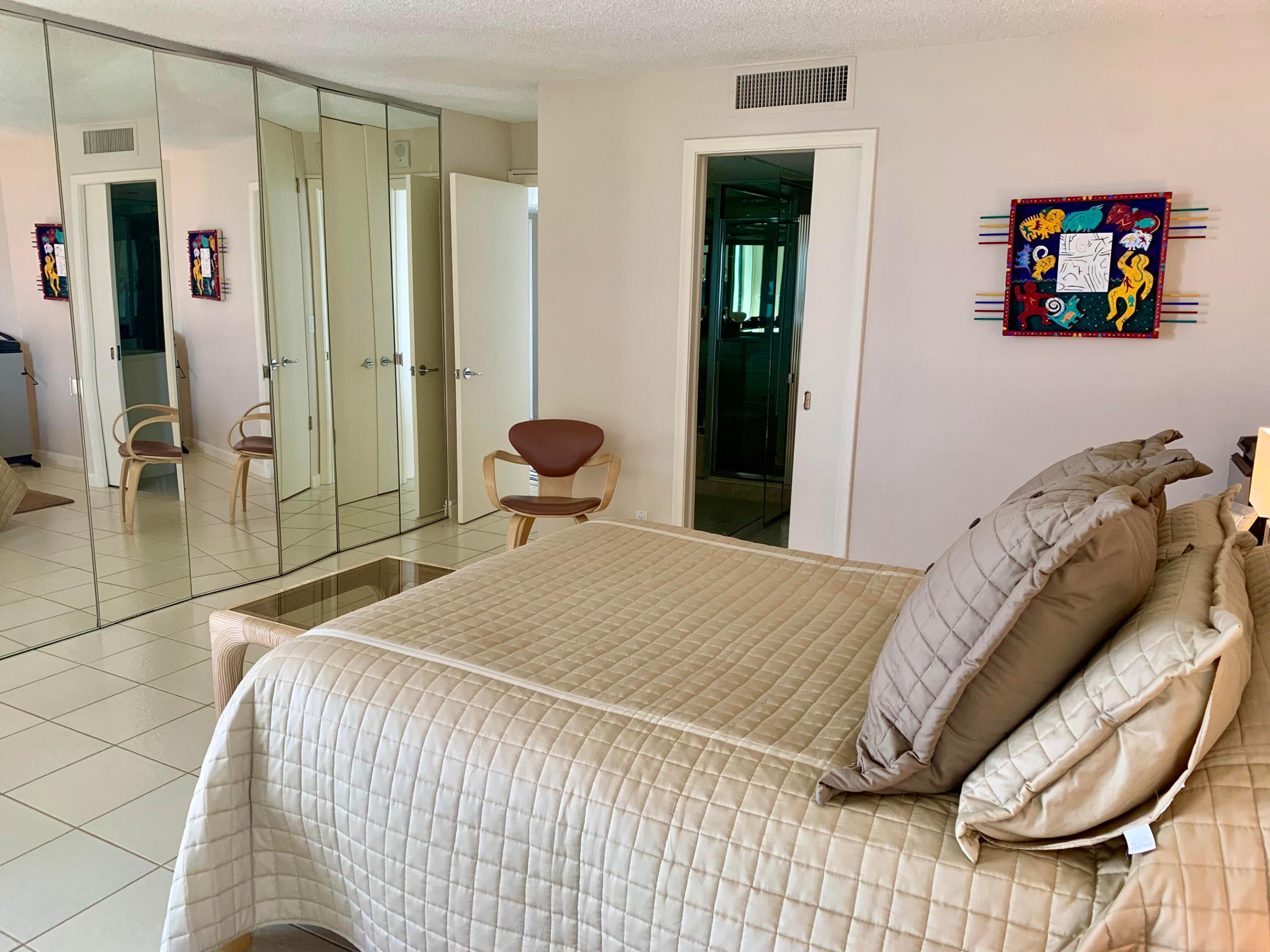 5540 N Ocean Drive Ph-a Property Photo 26