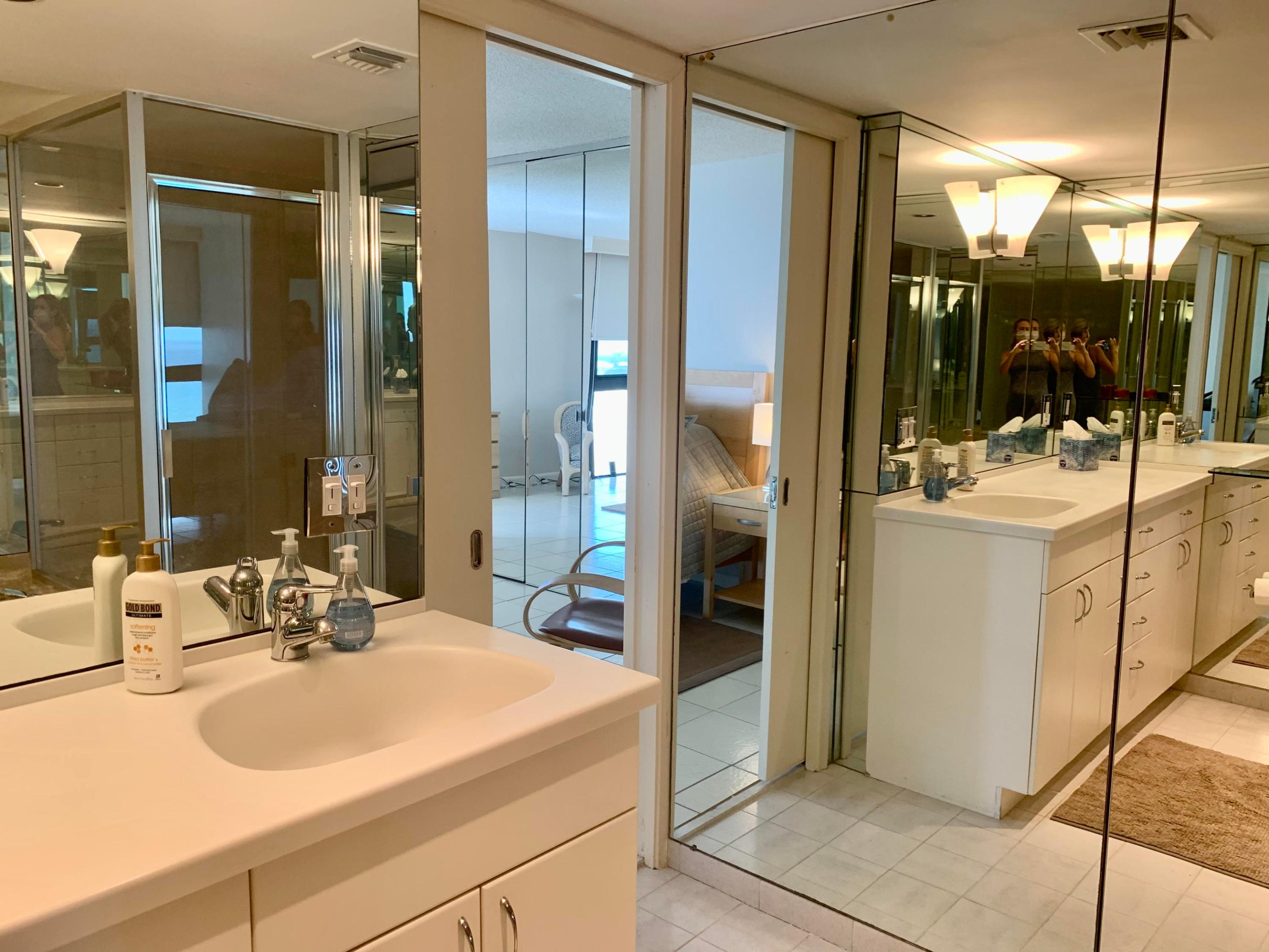5540 N Ocean Drive Ph-a Property Photo 29