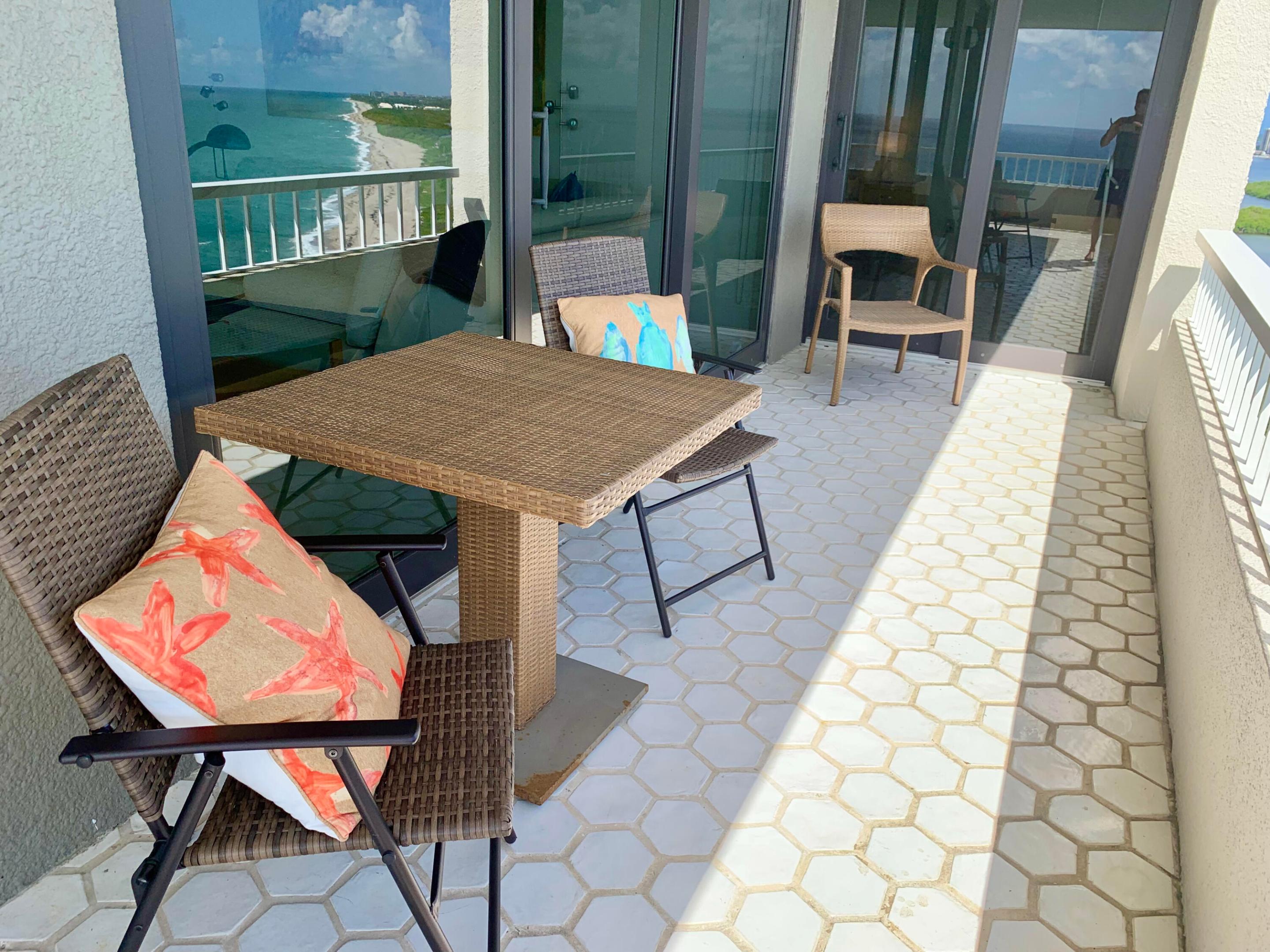 5540 N Ocean Drive Ph-a Property Photo 33