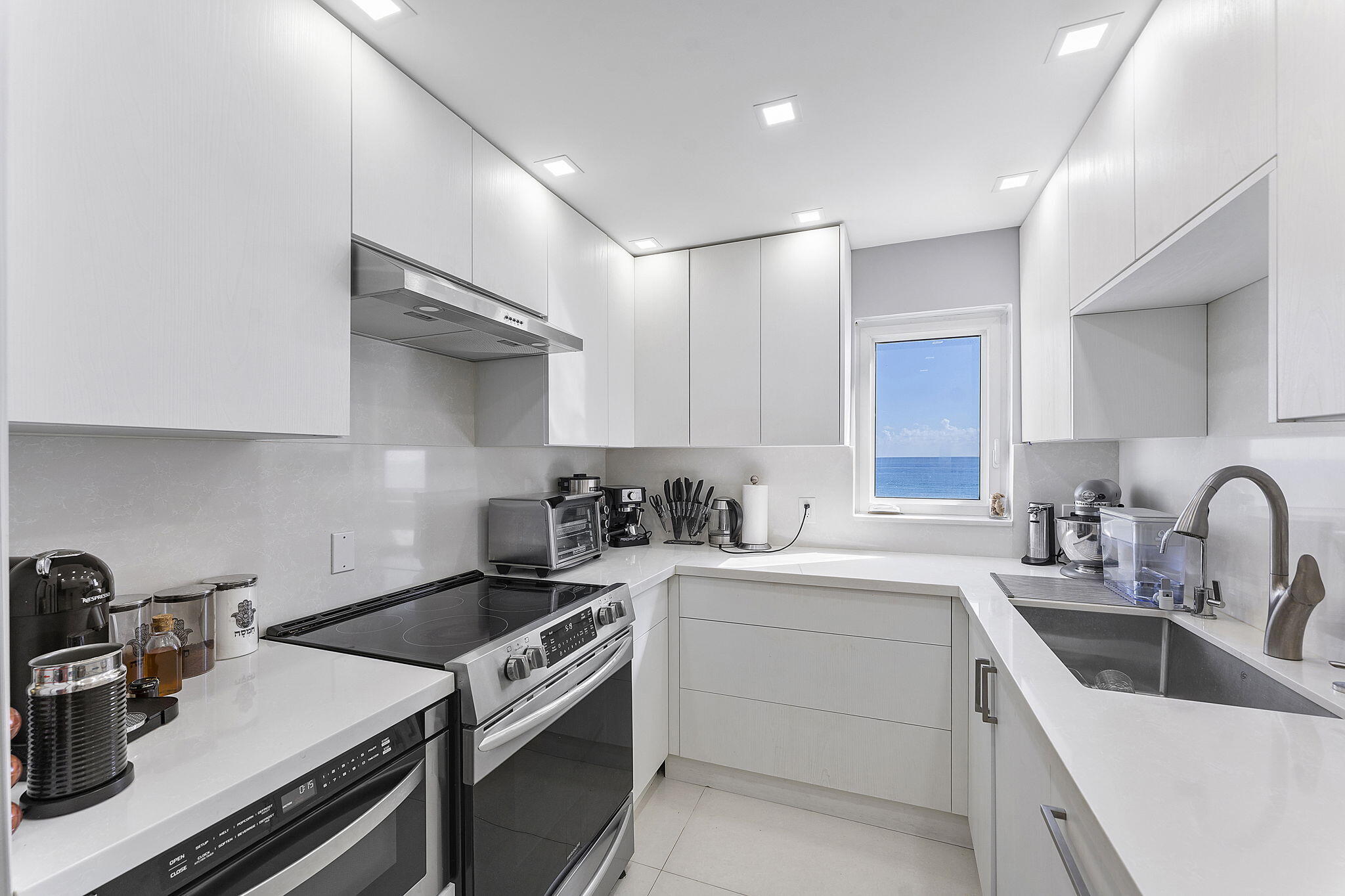 4505 S Ocean Boulevard 307 Property Photo 5