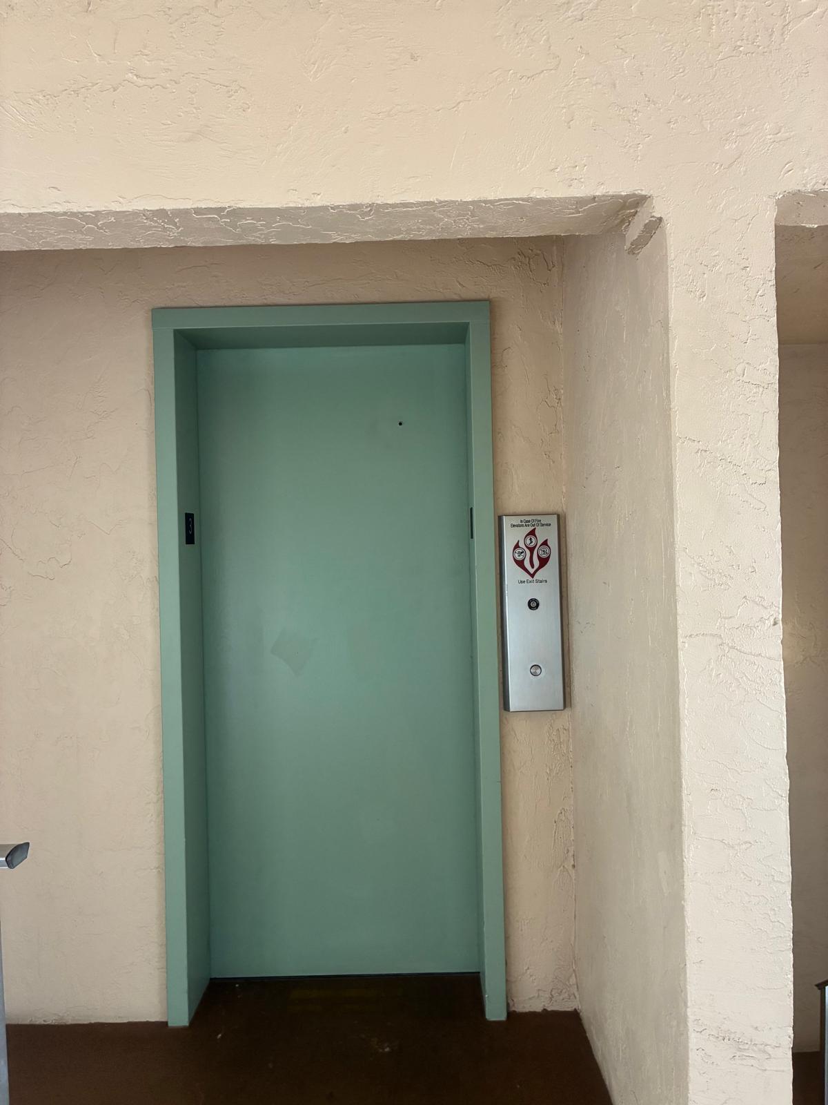 700 Village Green Court 306 Property Photo 12