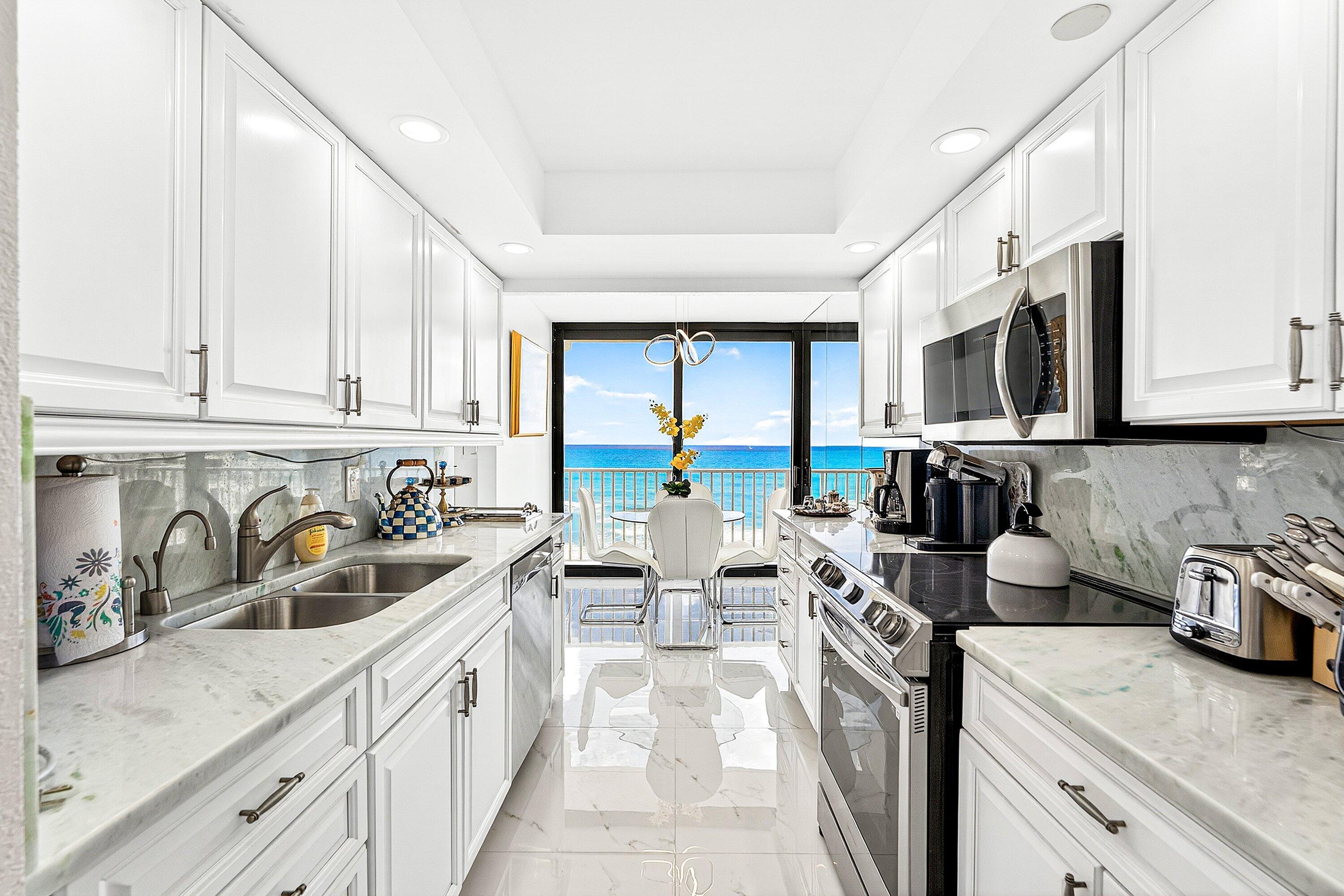 3360 S Ocean Boulevard Property Photo 5