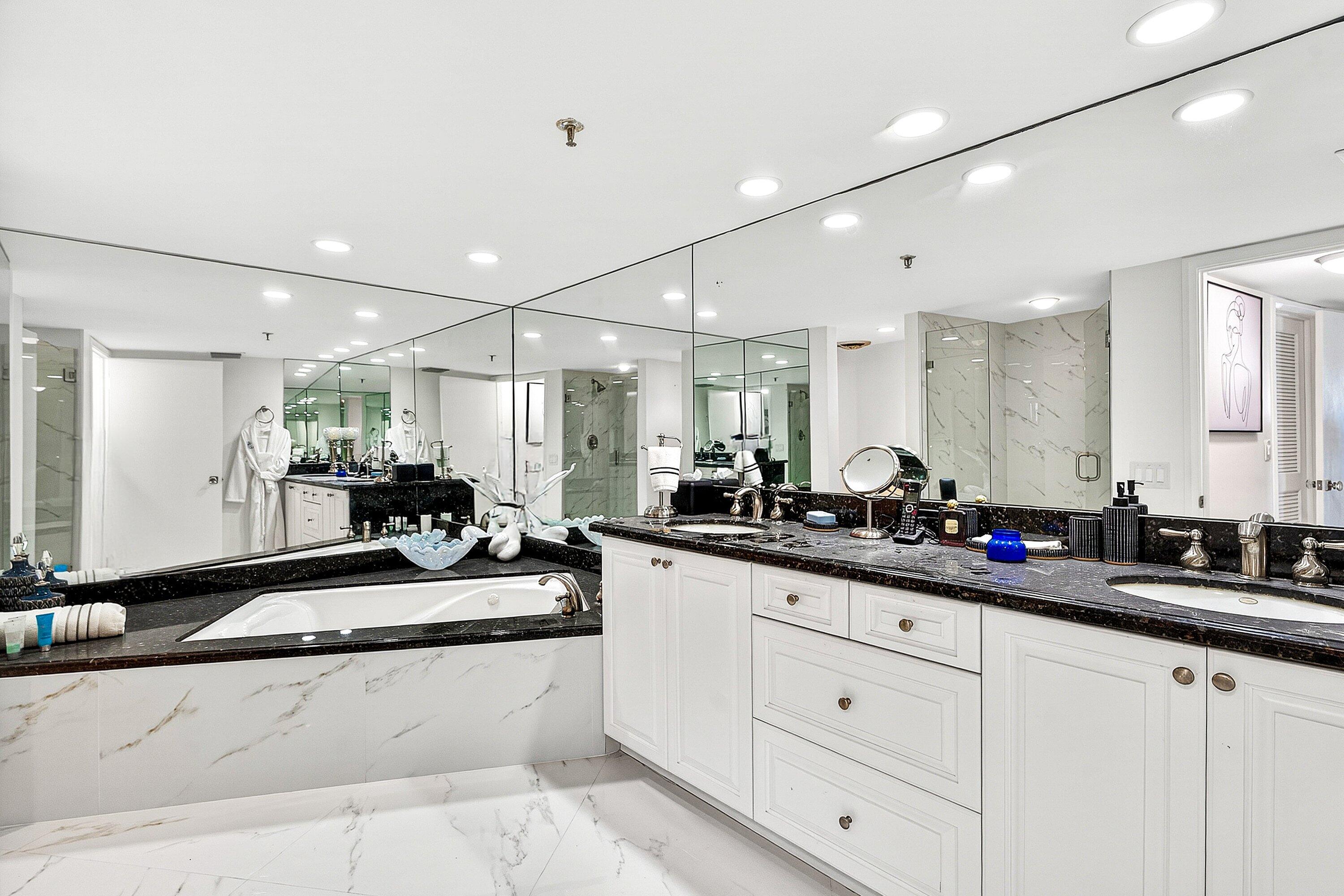 3360 S Ocean Boulevard Property Photo 18