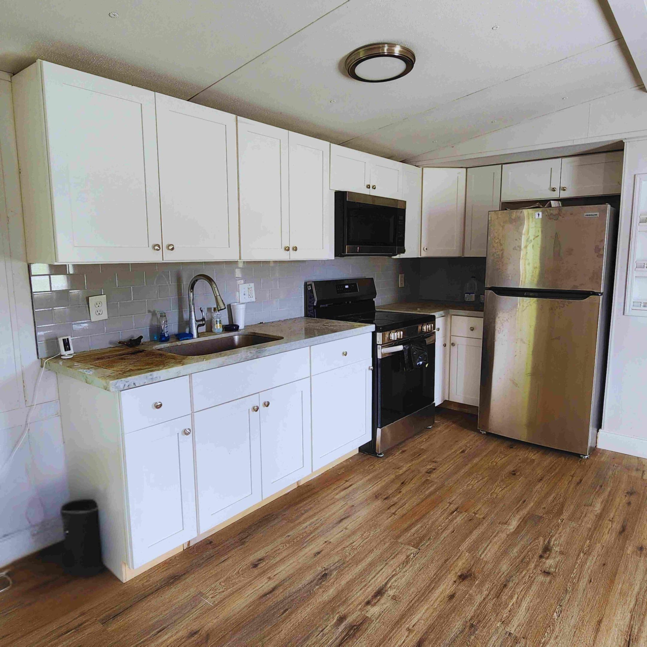585 Nw Avenue D Property Photo 9