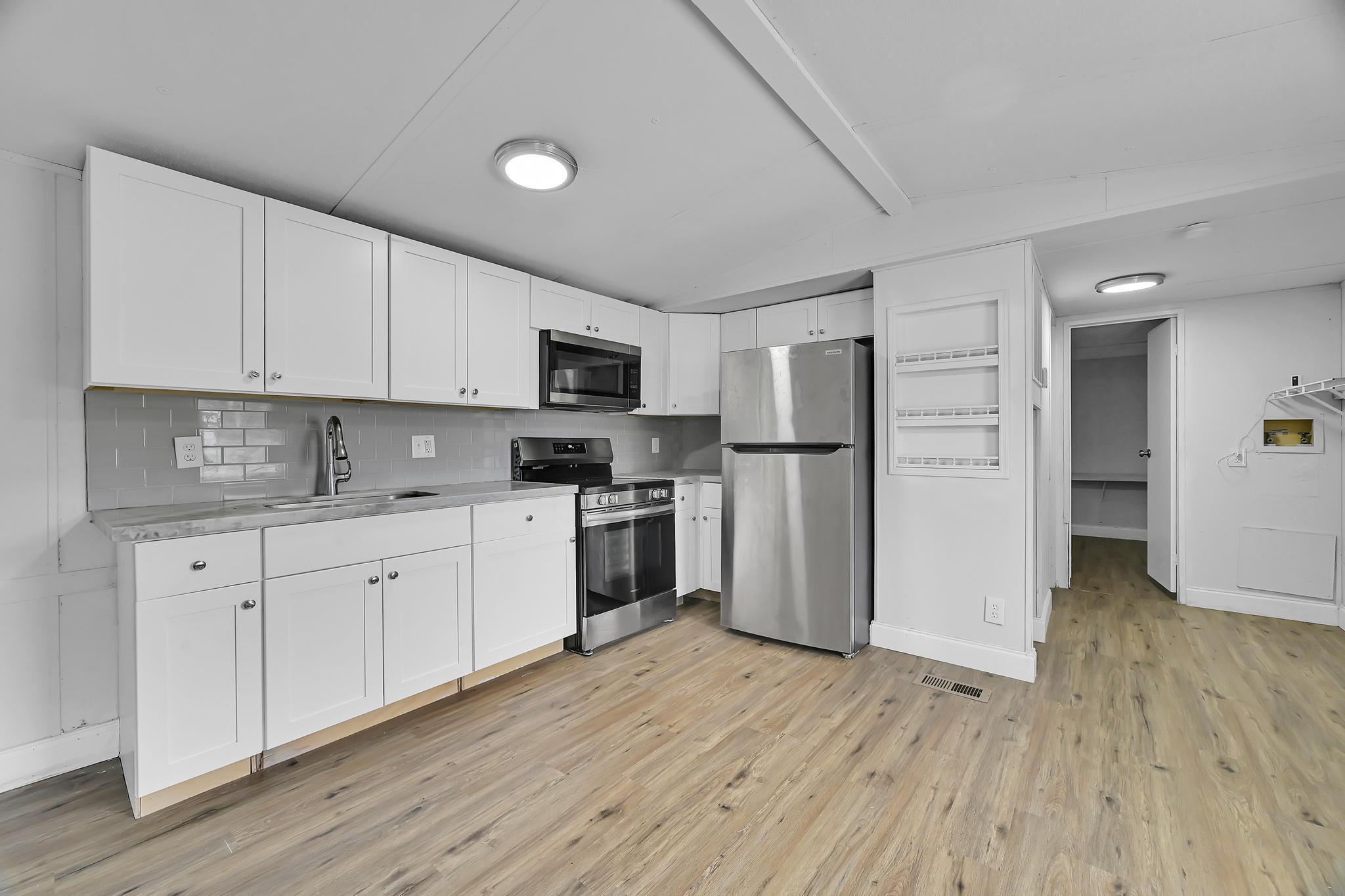 585 Nw Avenue D Property Photo 35