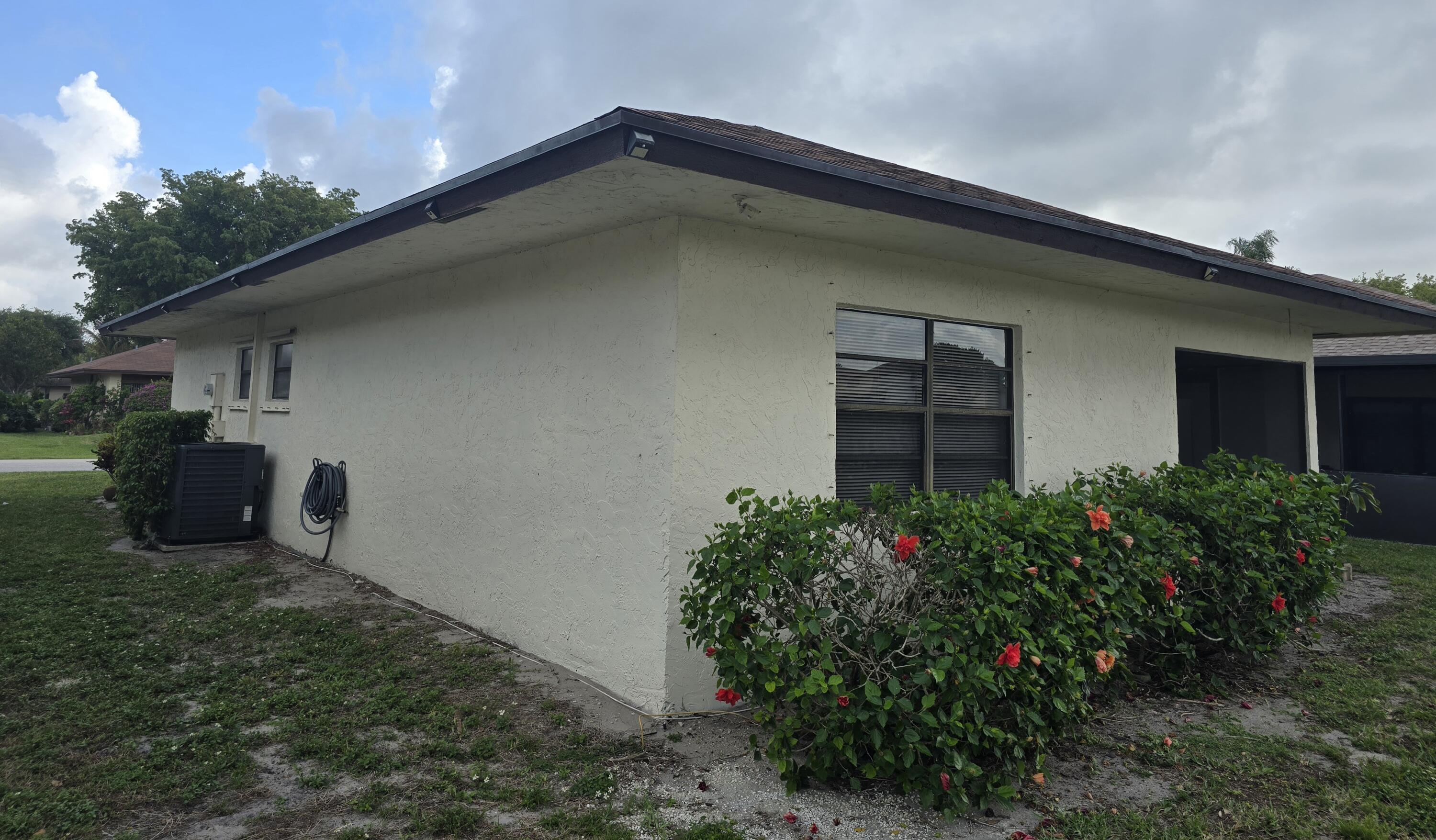 5255 Mendoza Street Property Photo 5