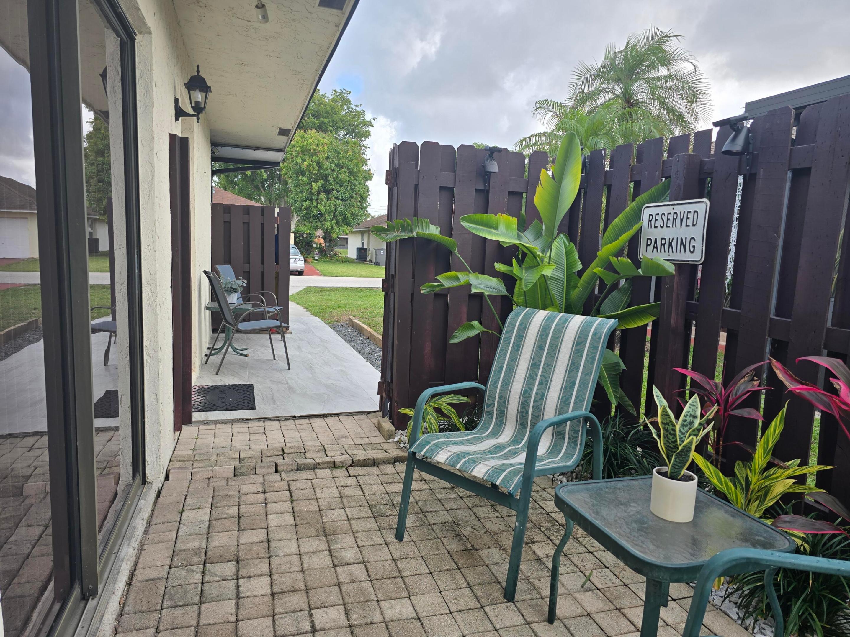5255 Mendoza Street Property Photo 15
