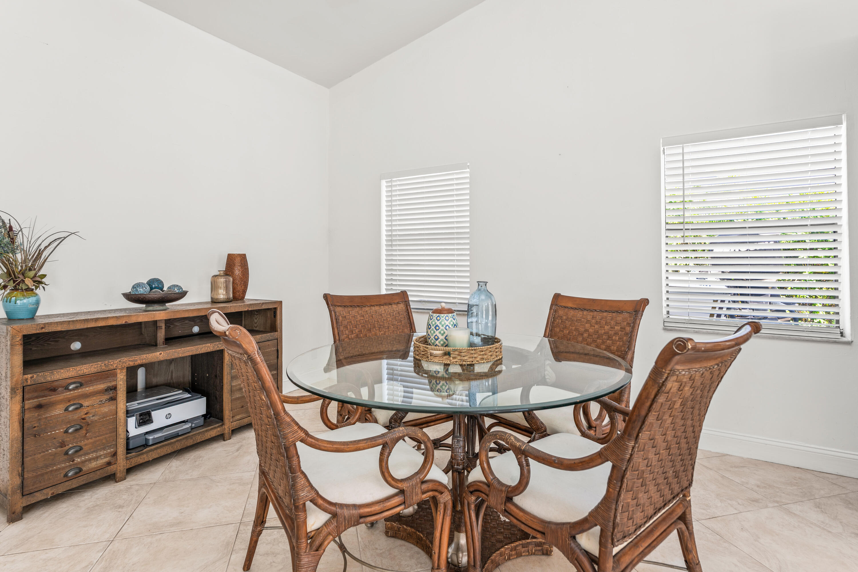 454 Prairie Rose Lane Property Photo 12