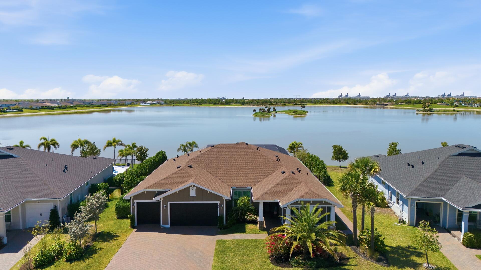 829 Hookline Circle Property Photo 5