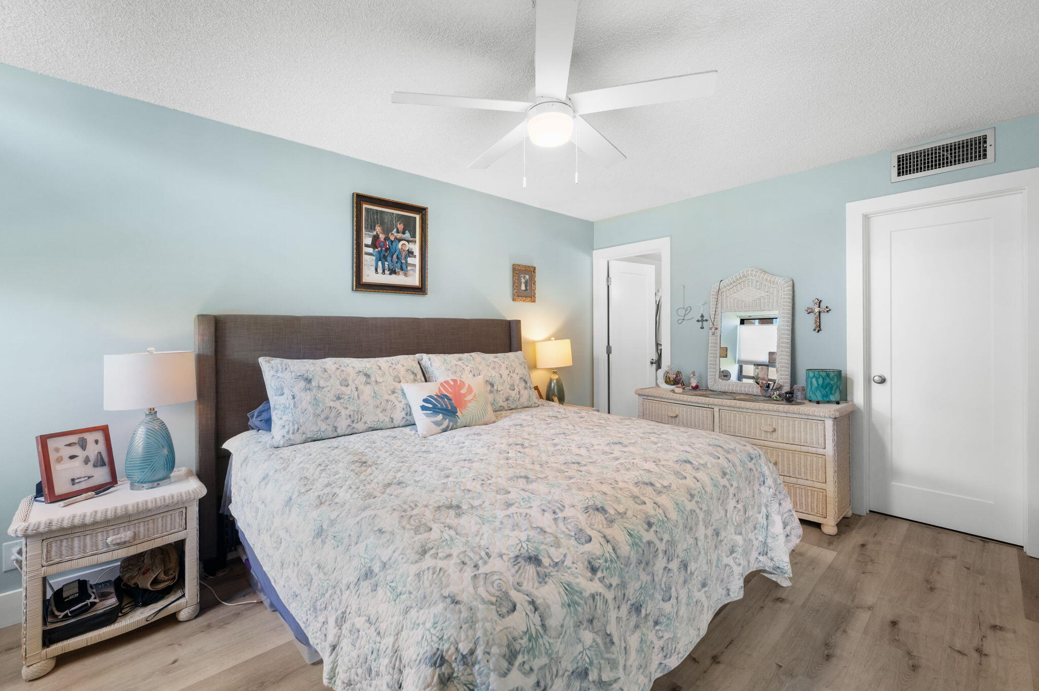3412 Ne Causeway Boulevard 102 Property Photo 15