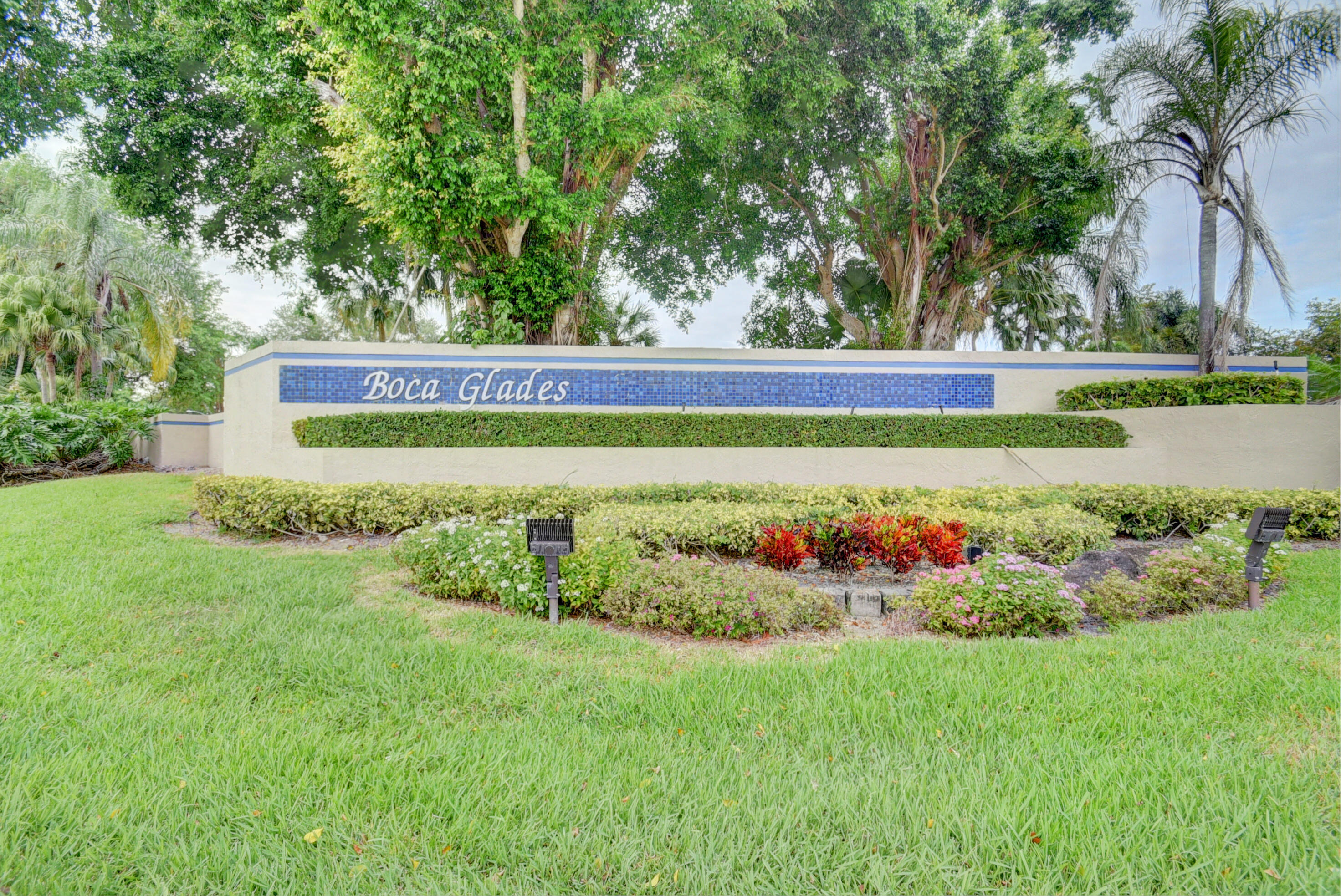 8458 Boca Glades Boulevard E Property Photo 16