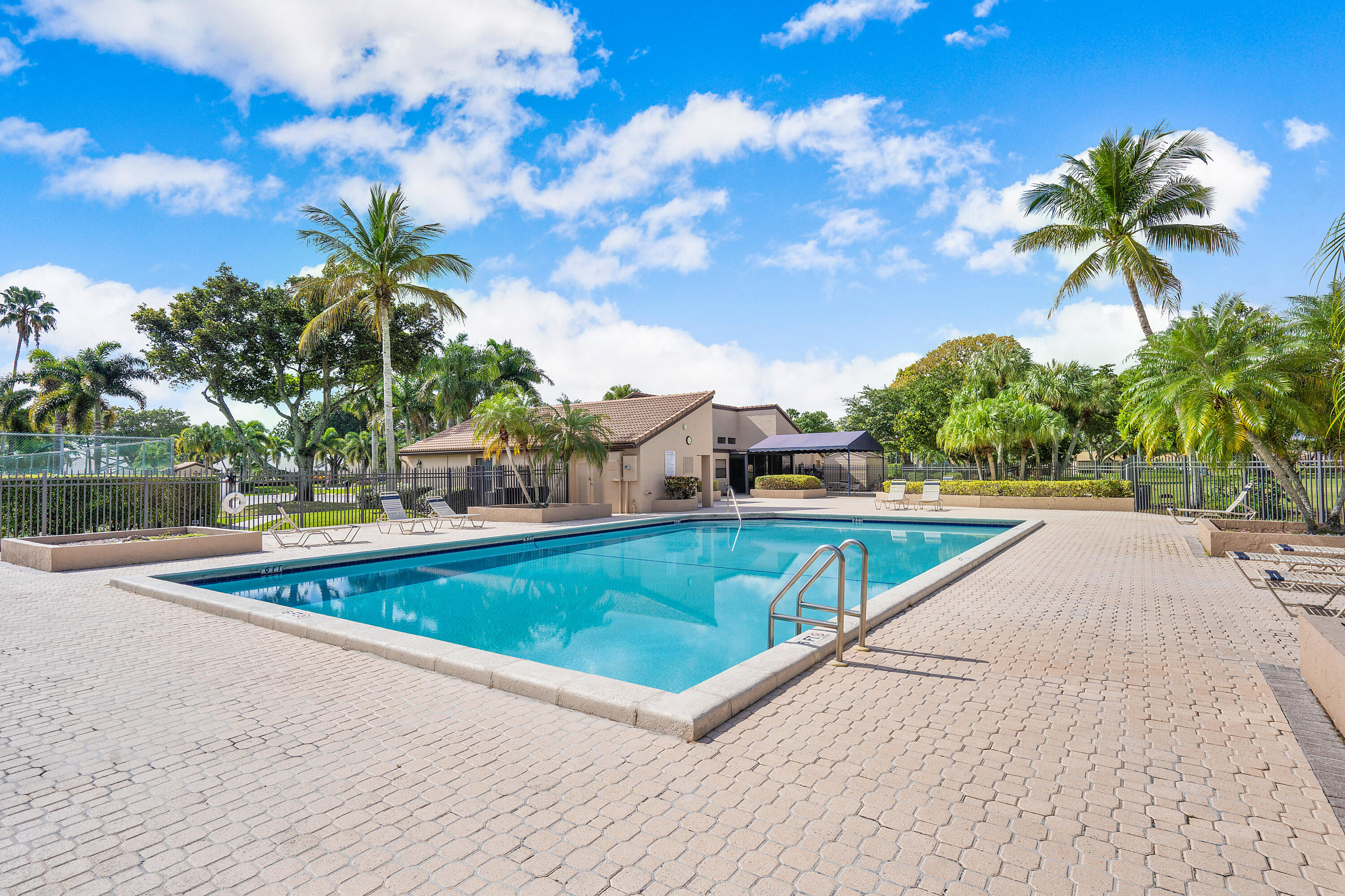 8458 Boca Glades Boulevard E Property Photo 25
